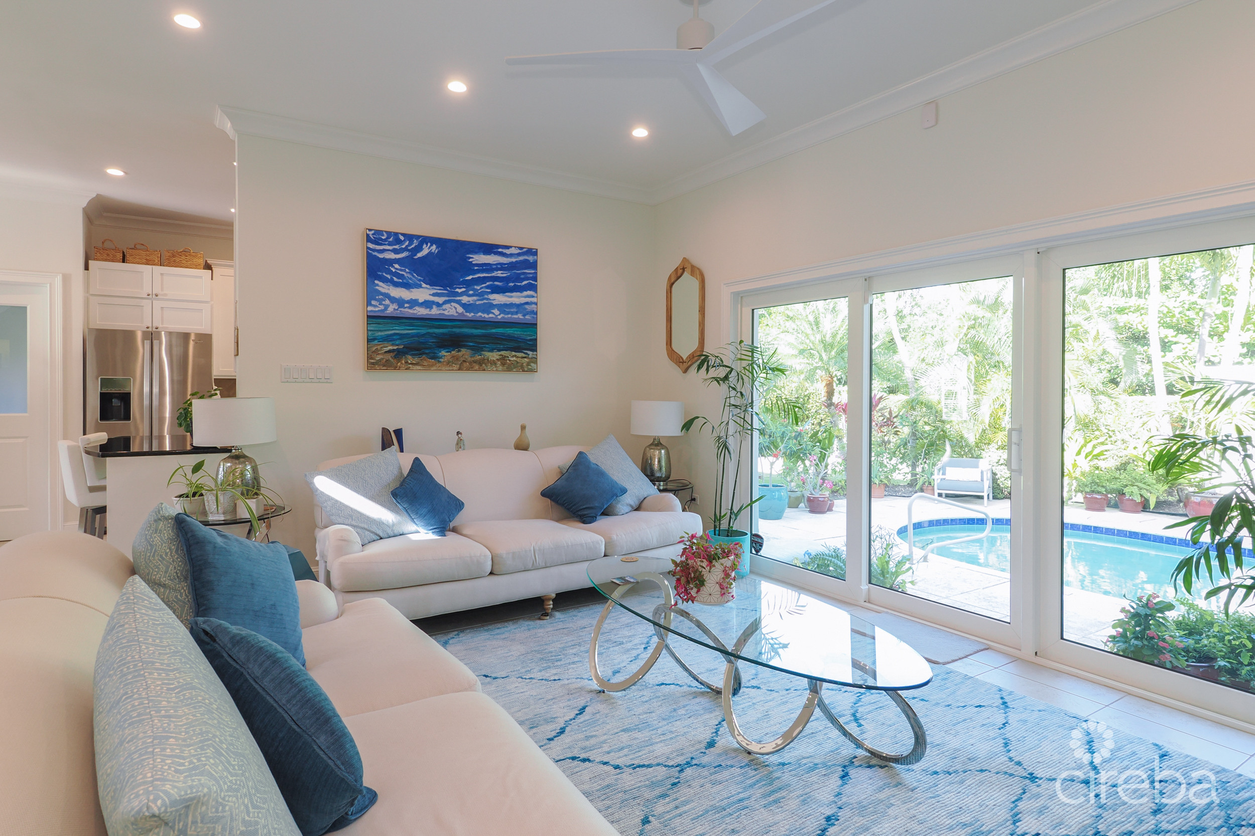 VIENNA CIRCLE, 4BED FAMILY HOME WITH POOL