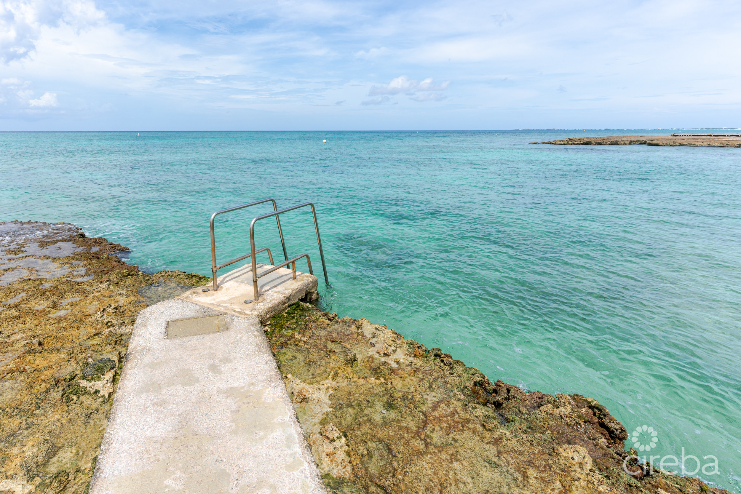 GEORGE TOWN VILLAS CONDO, SEVEN MILE BEACH