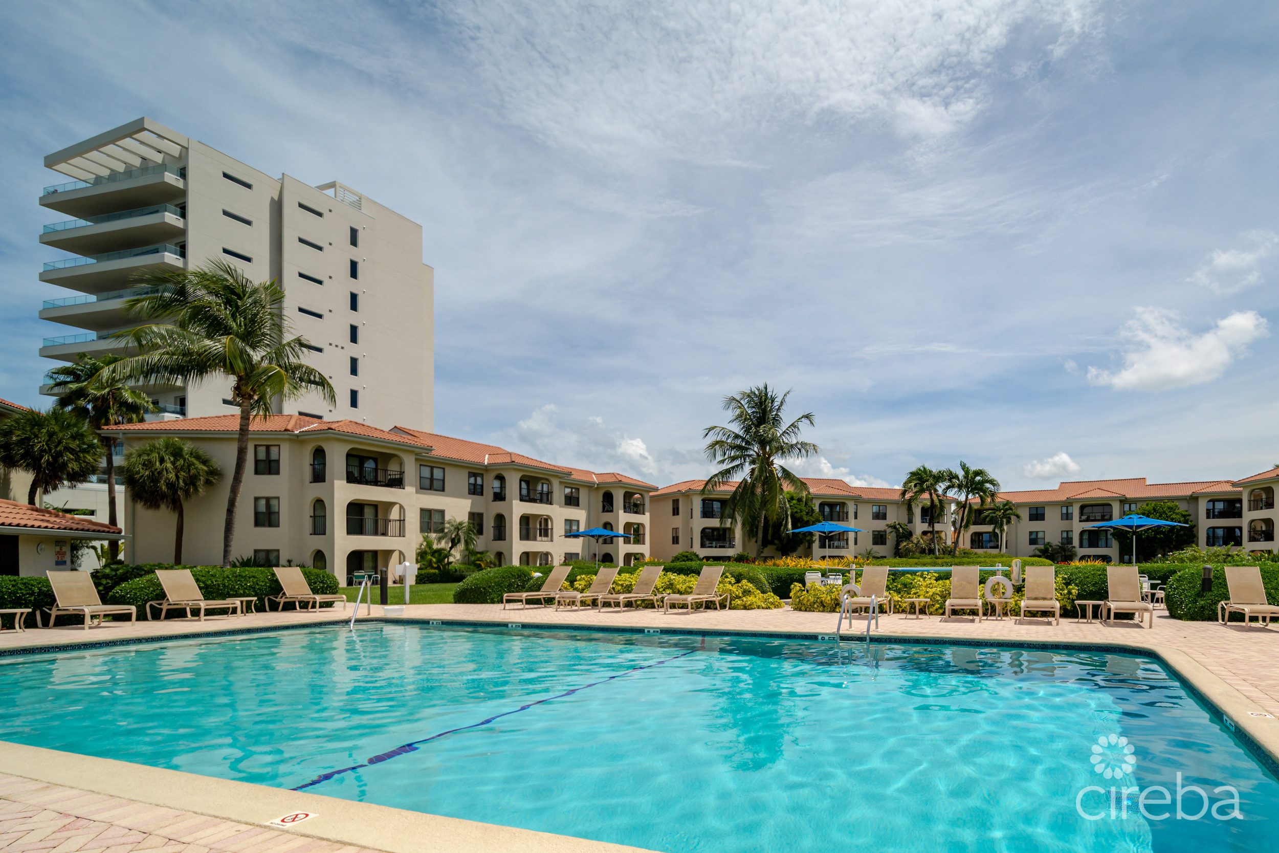 GEORGE TOWN VILLAS CONDO, SEVEN MILE BEACH