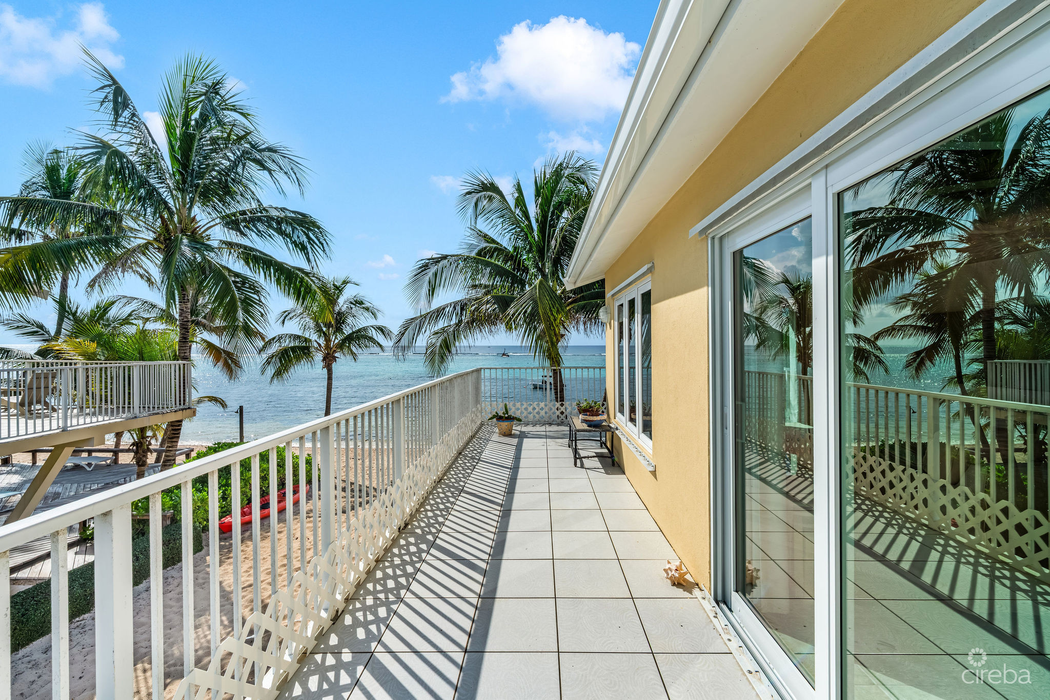 CARIBBEAN PARADISE 8, BEACHFRONT VILLA