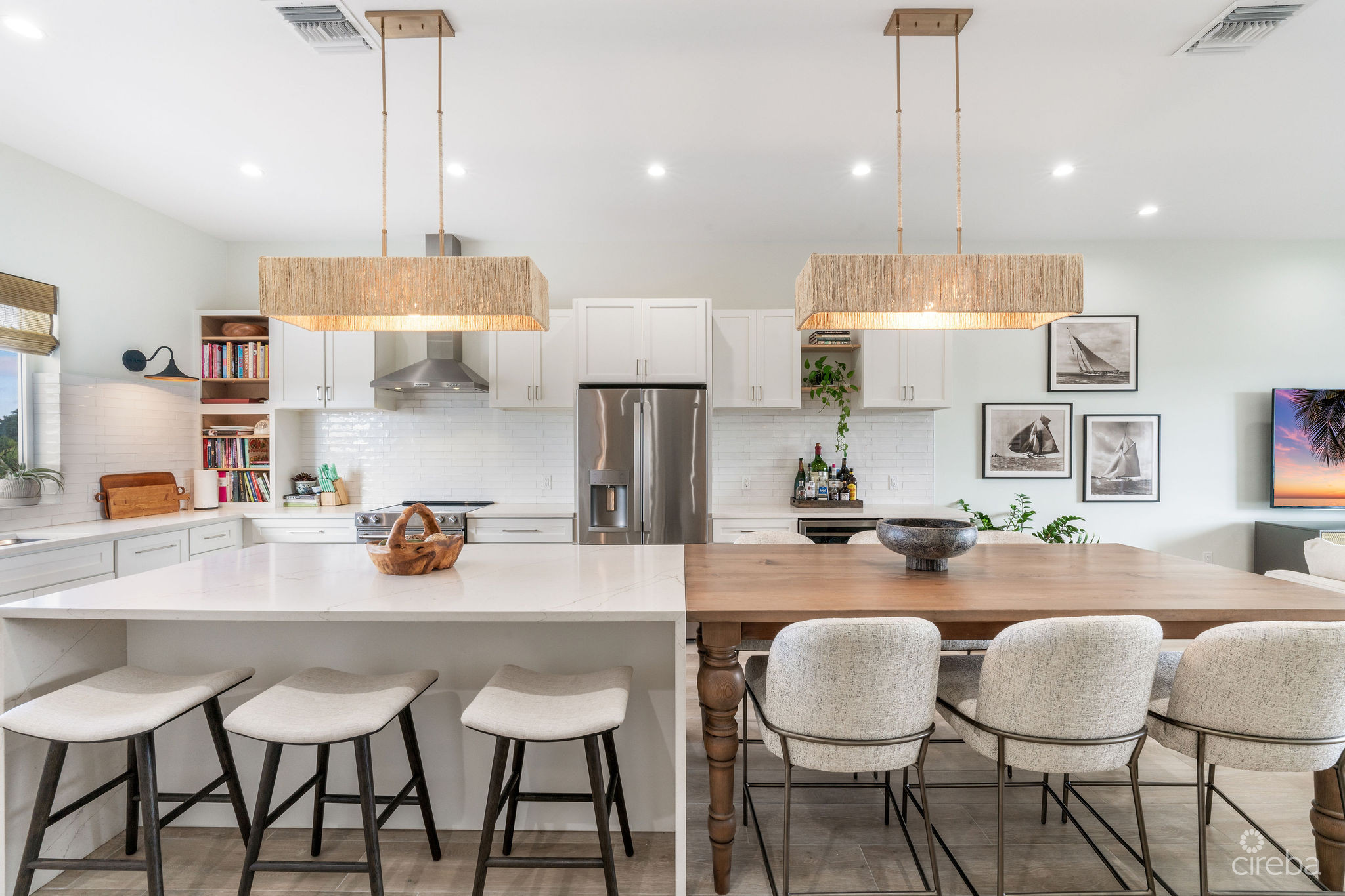 OCEAN CREST 14, OCEANFRONT TOWNHOME WITH STUDIO