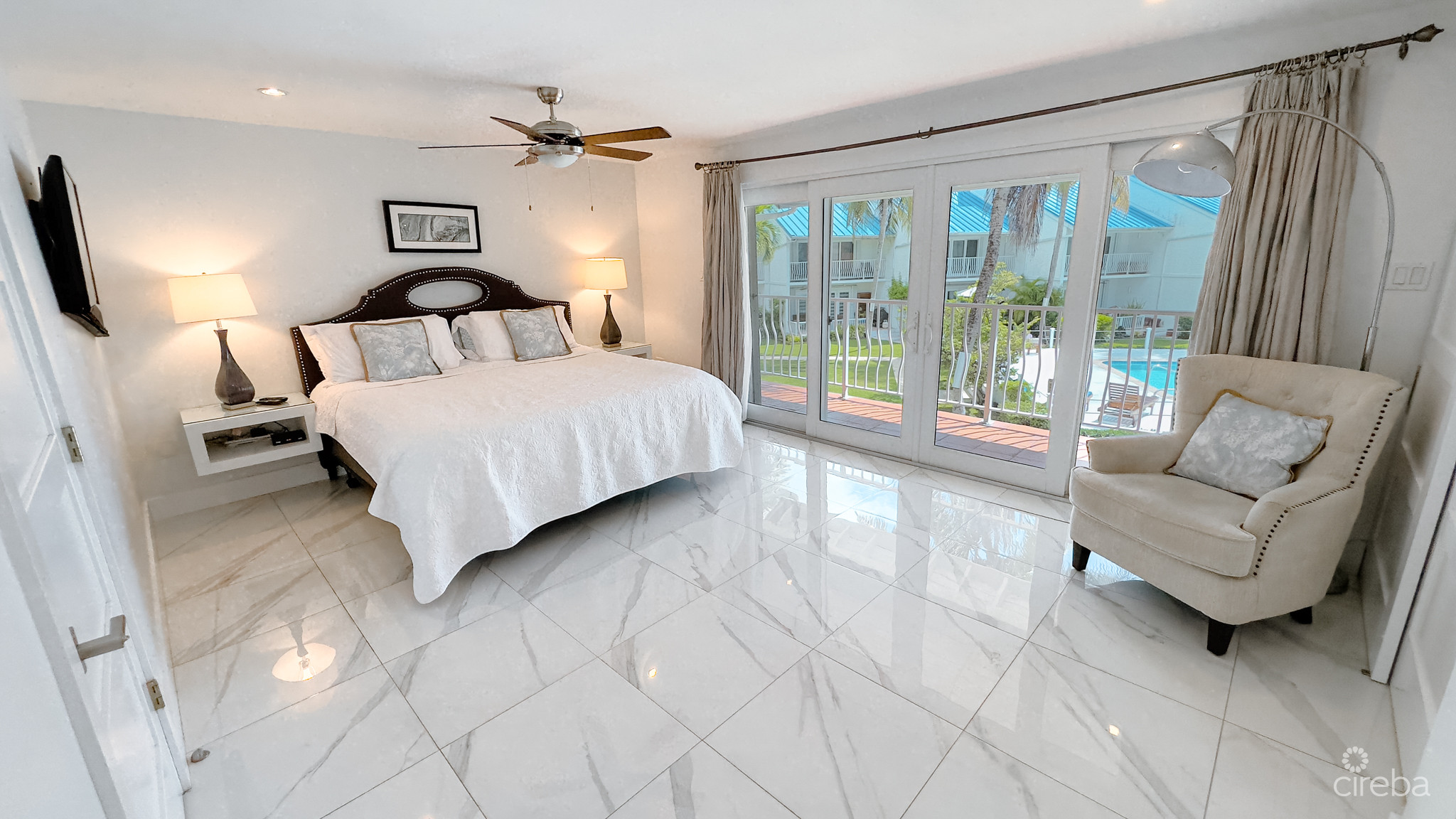 3 BED OCEAN VIEW – BY THE SEA