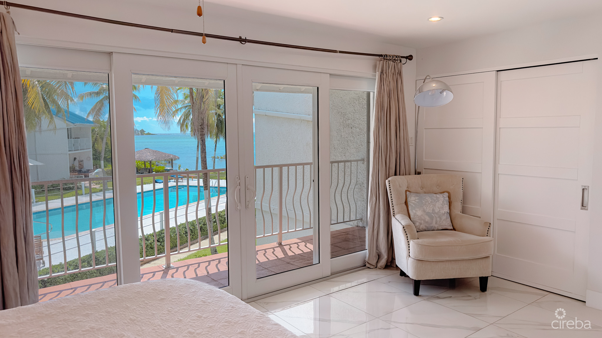 3 BED OCEAN VIEW – BY THE SEA