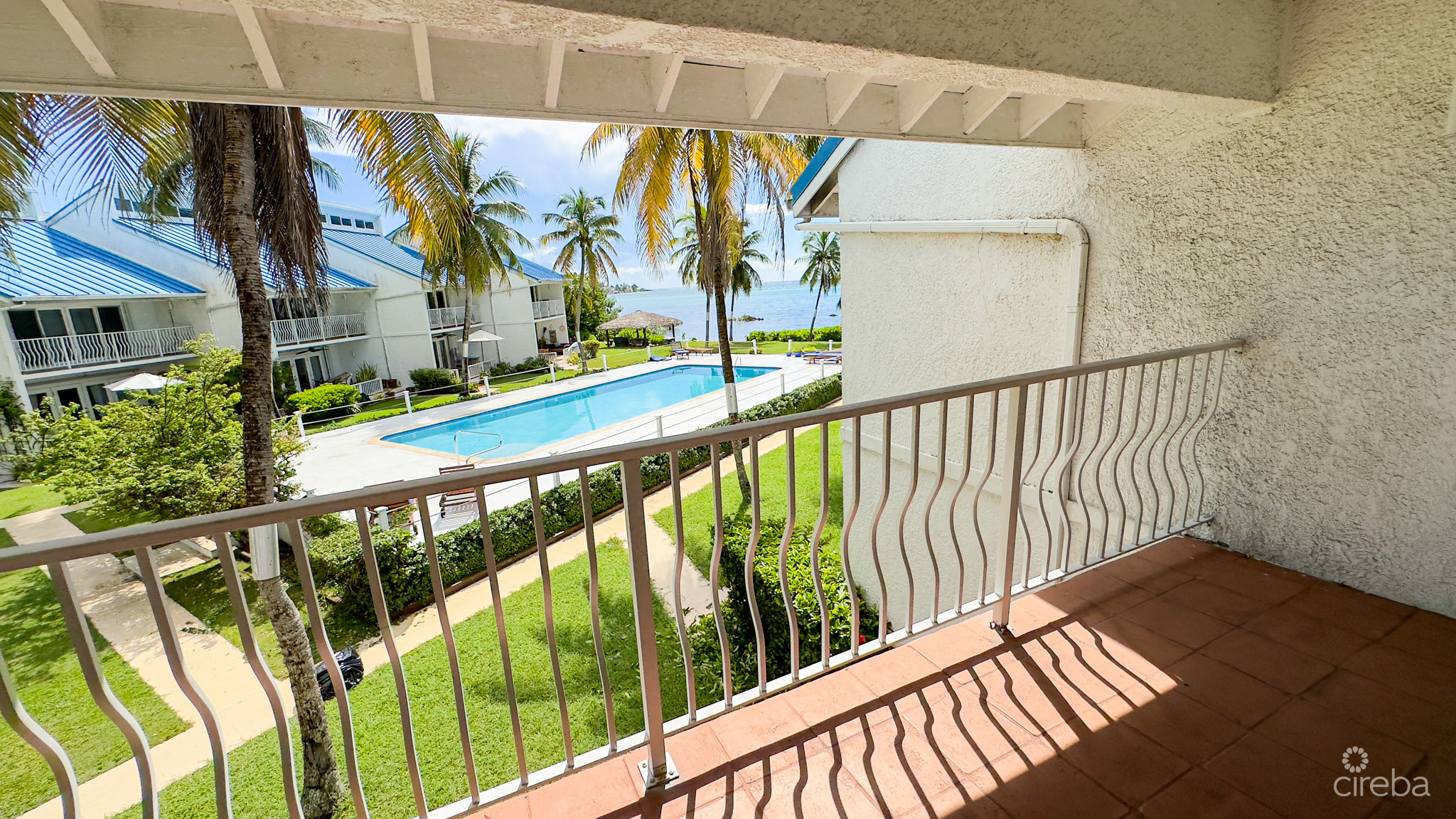 3 BED OCEAN VIEW – BY THE SEA