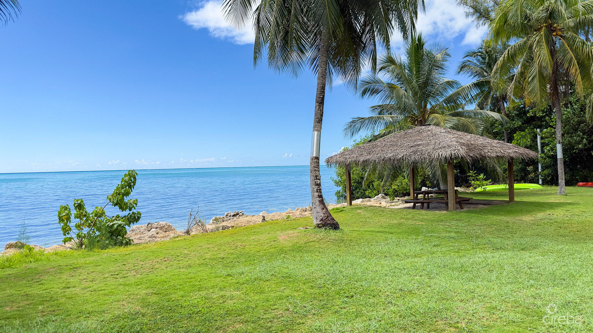 3 BED OCEAN VIEW – BY THE SEA