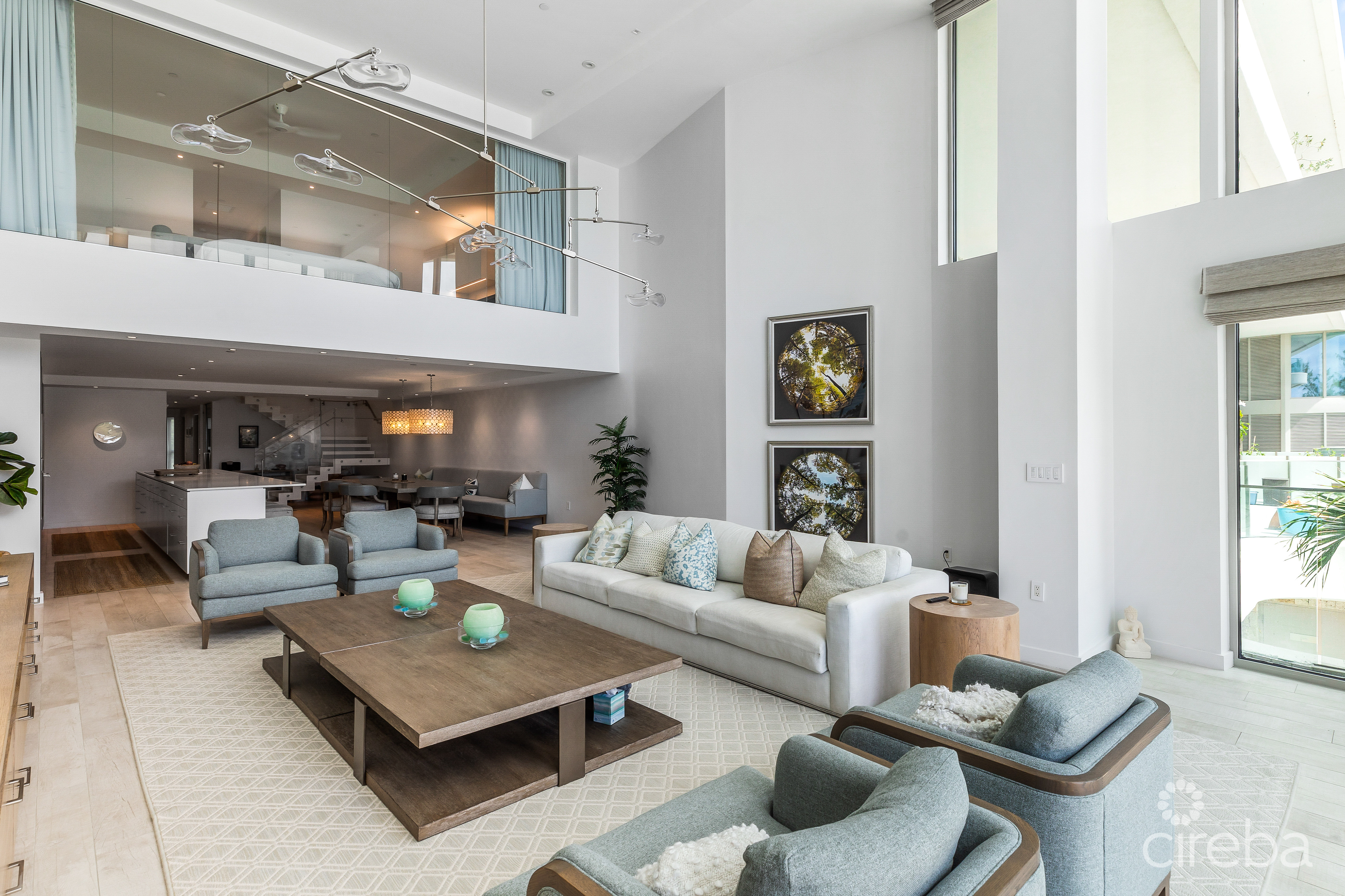 TIDES –  BEACHFRONT, LUXURY 4 BEDROOM CONDO WITH TERRACE