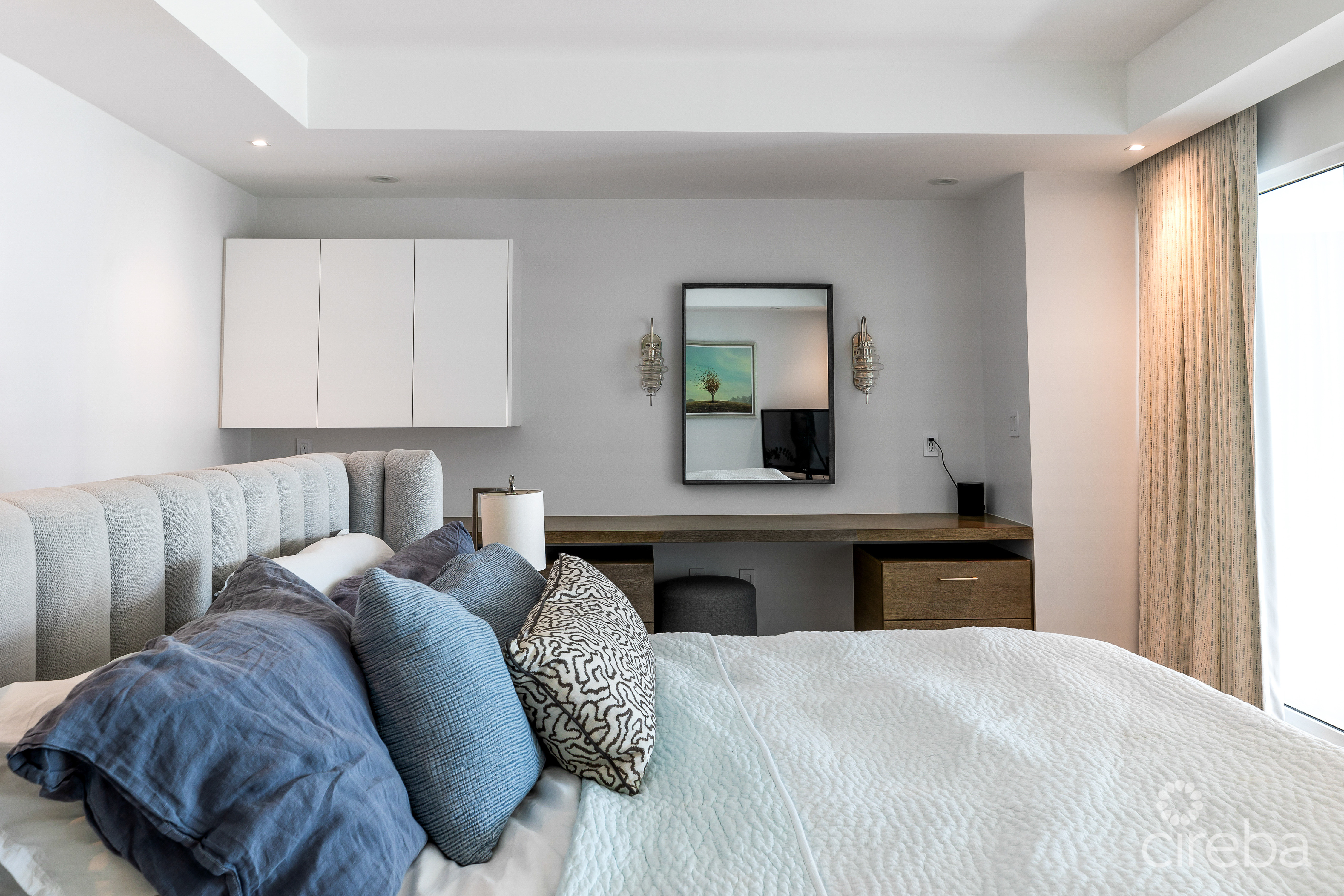 TIDES –  BEACHFRONT, LUXURY 4 BEDROOM CONDO WITH TERRACE