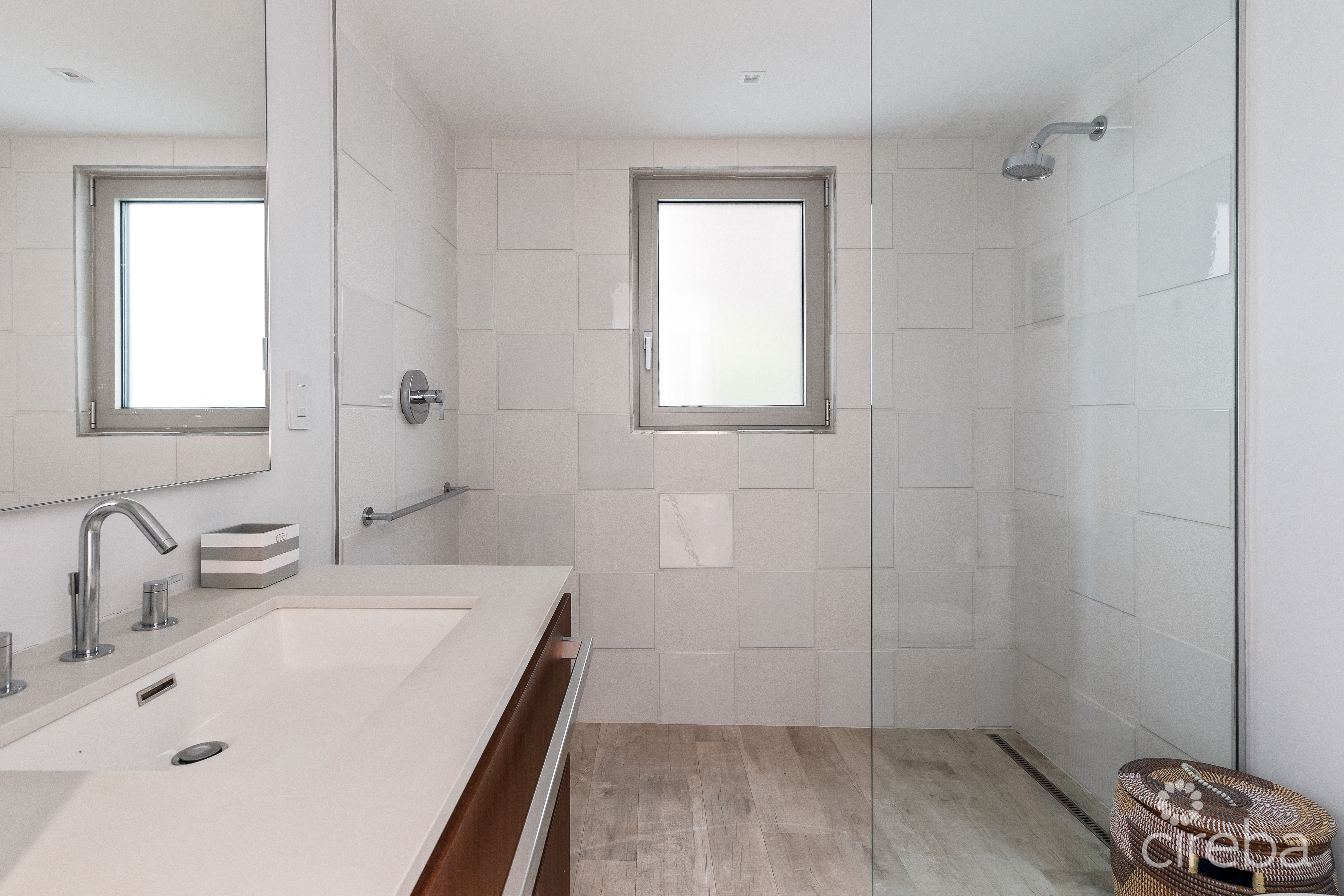 TIDES –  BEACHFRONT, LUXURY 4 BEDROOM CONDO WITH TERRACE