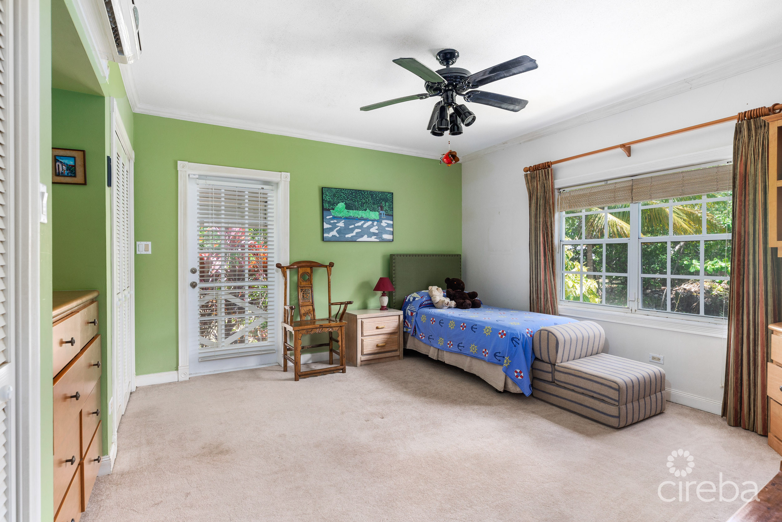 WEBSTER’S DRIVE 69, SOUTH SOUND HOME