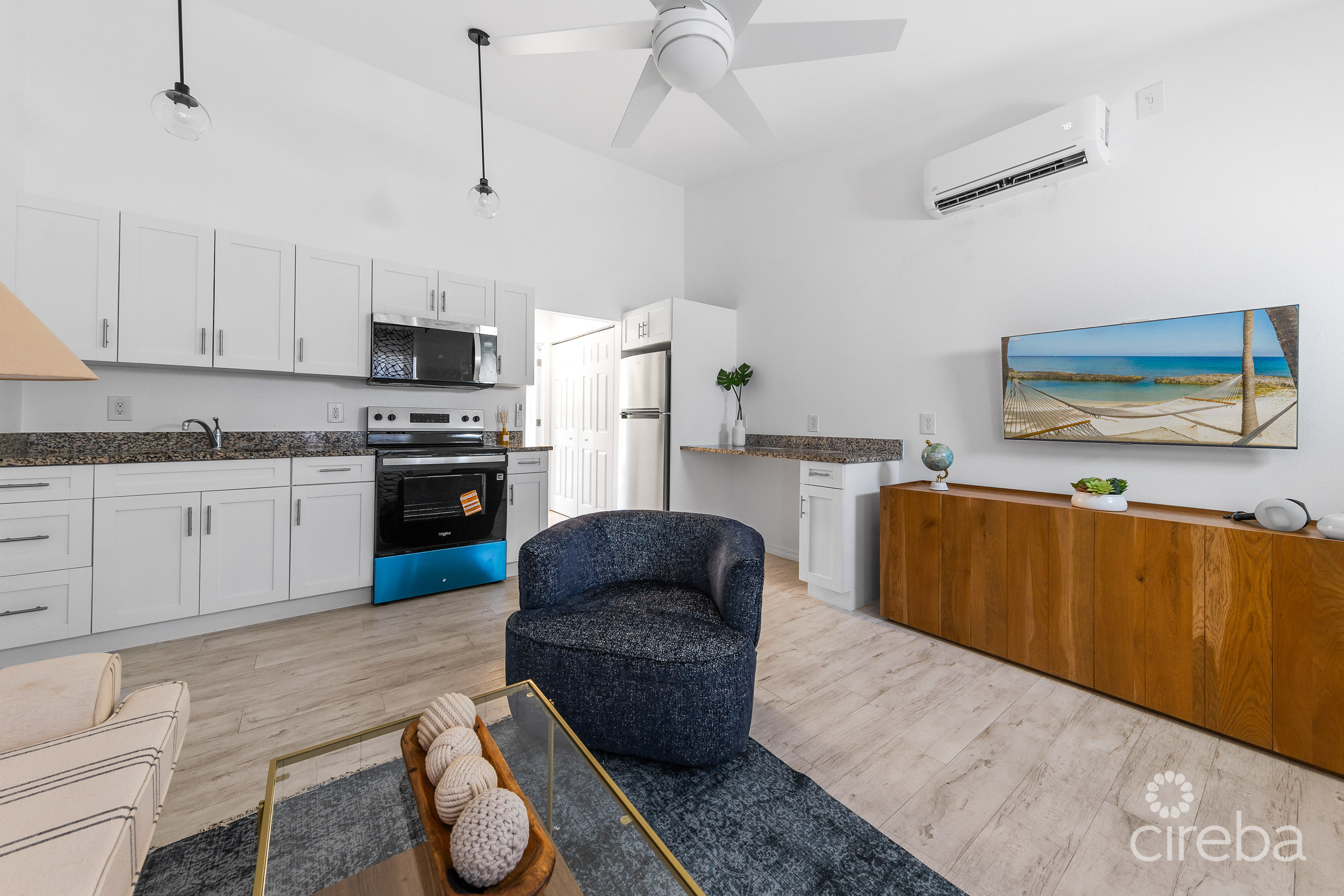 SANDSCAPE RESIDENCES #4