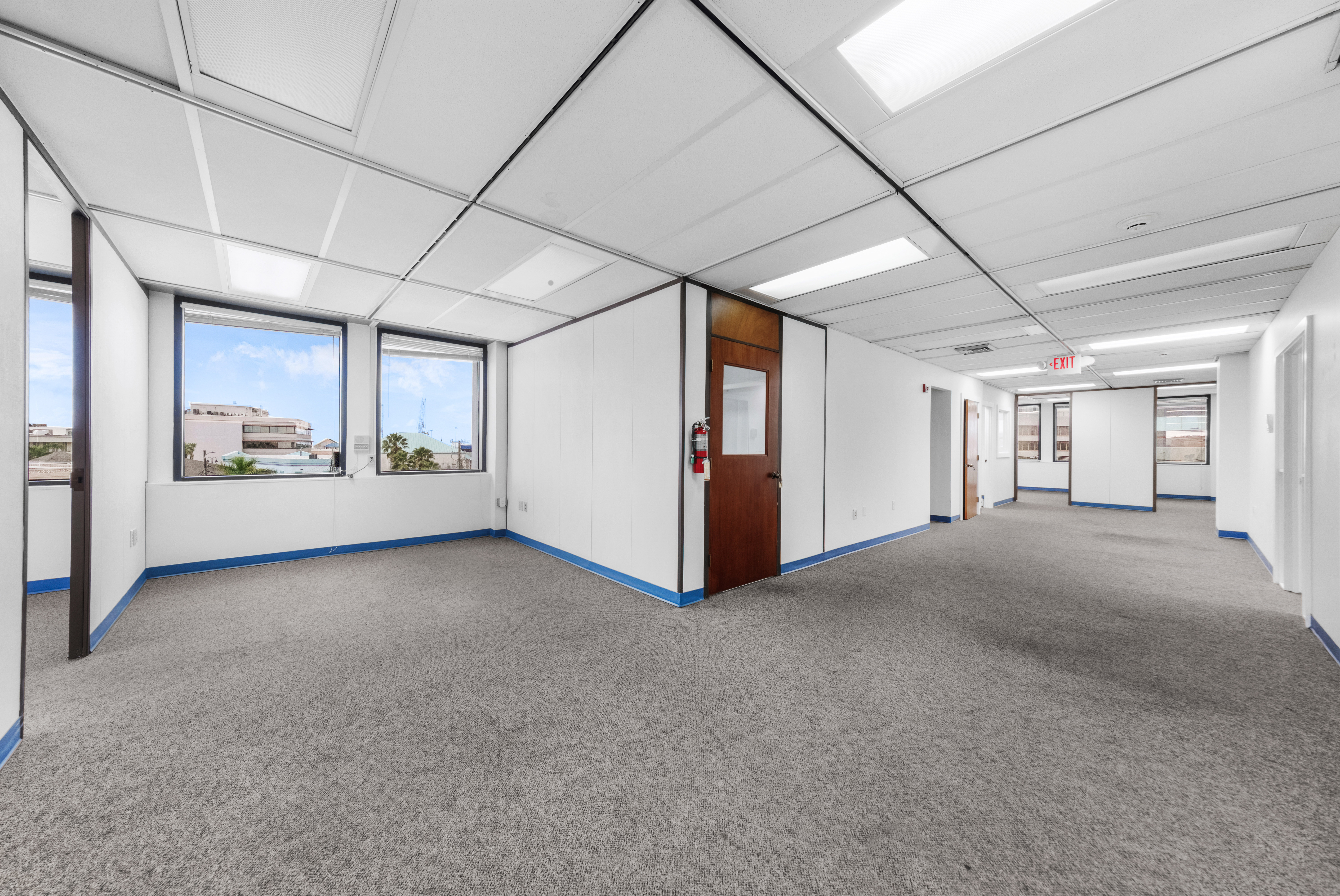 RARE  ENTIRE FLOOR COMMERCIAL OFFICE, GEORGE TOWN - OWNER FINANCING AVAILABLE 3