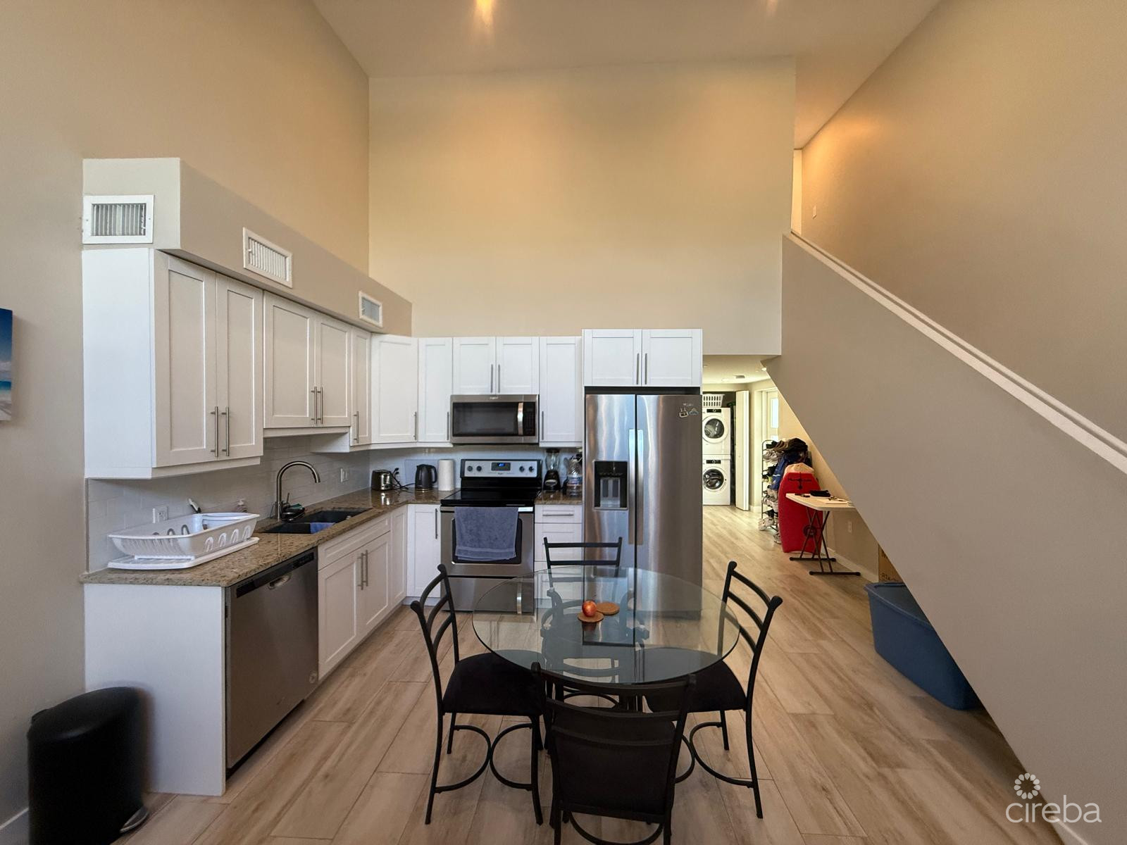 2 BED TOWNHOUSE DOWNTOWN REACH