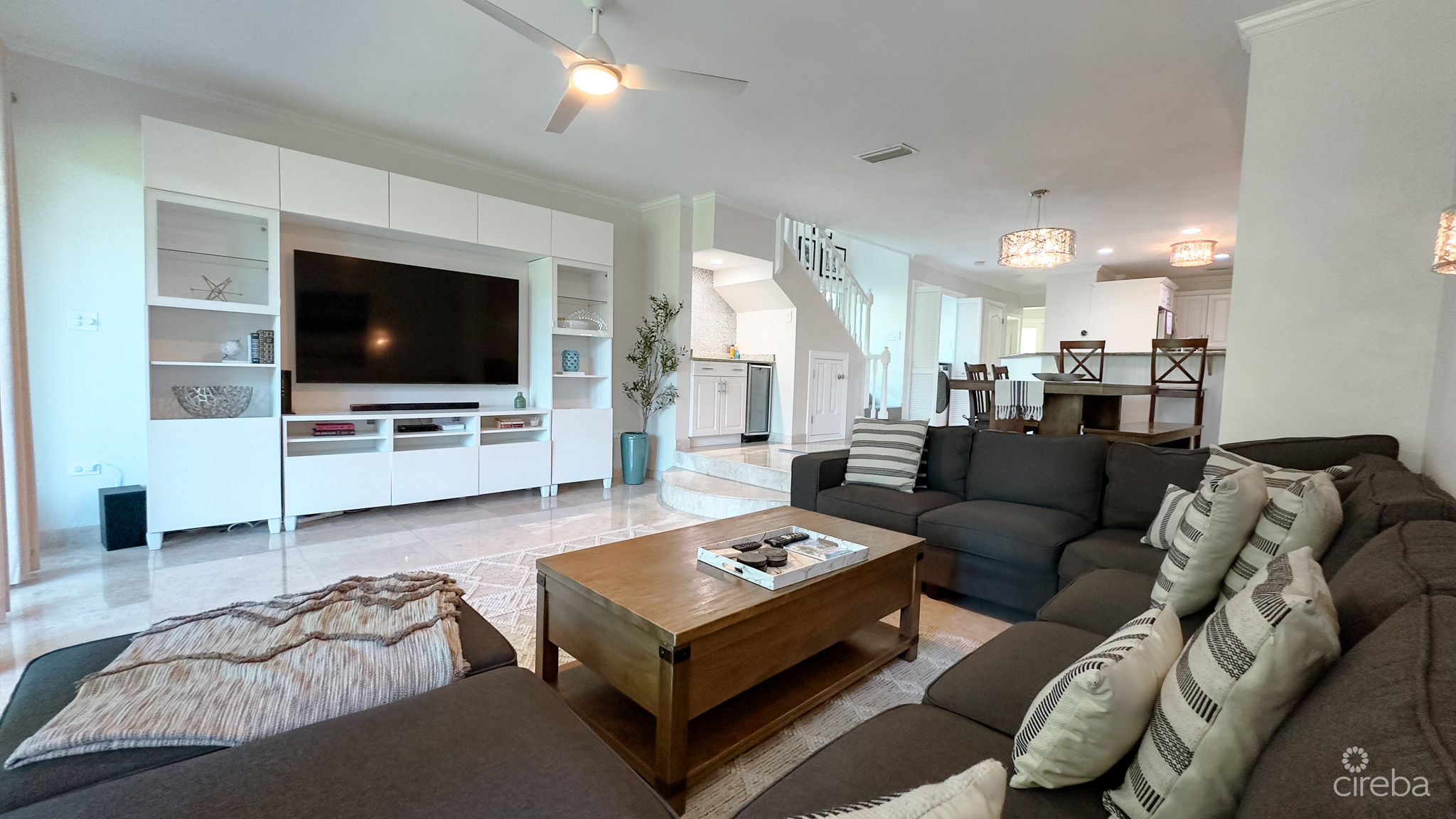 LAGUNA DEL MAR – SEVEN MILE BEACH