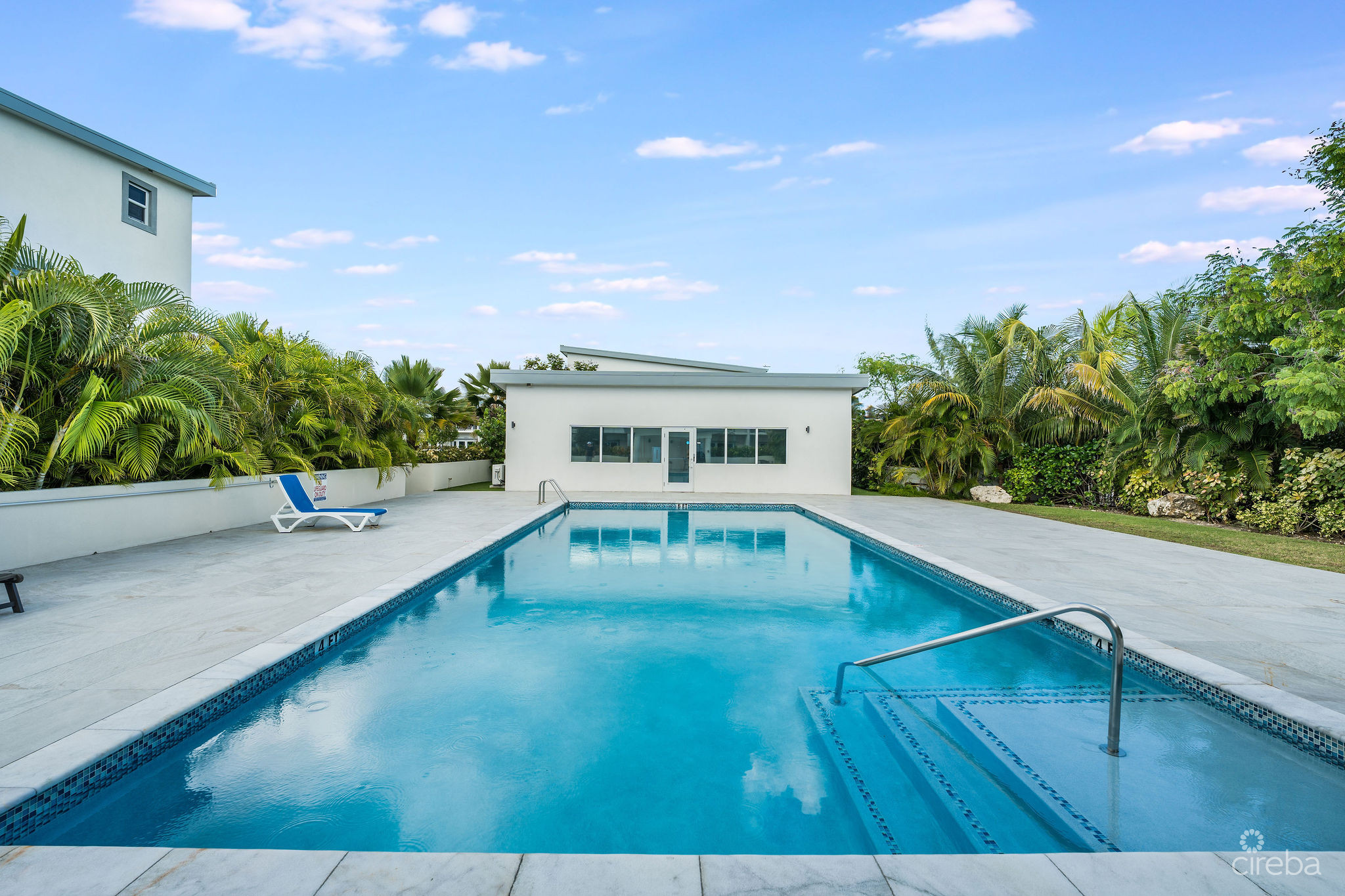 DOWNTOWN REACH – GROUND FLOOR – ONE BEDROOM