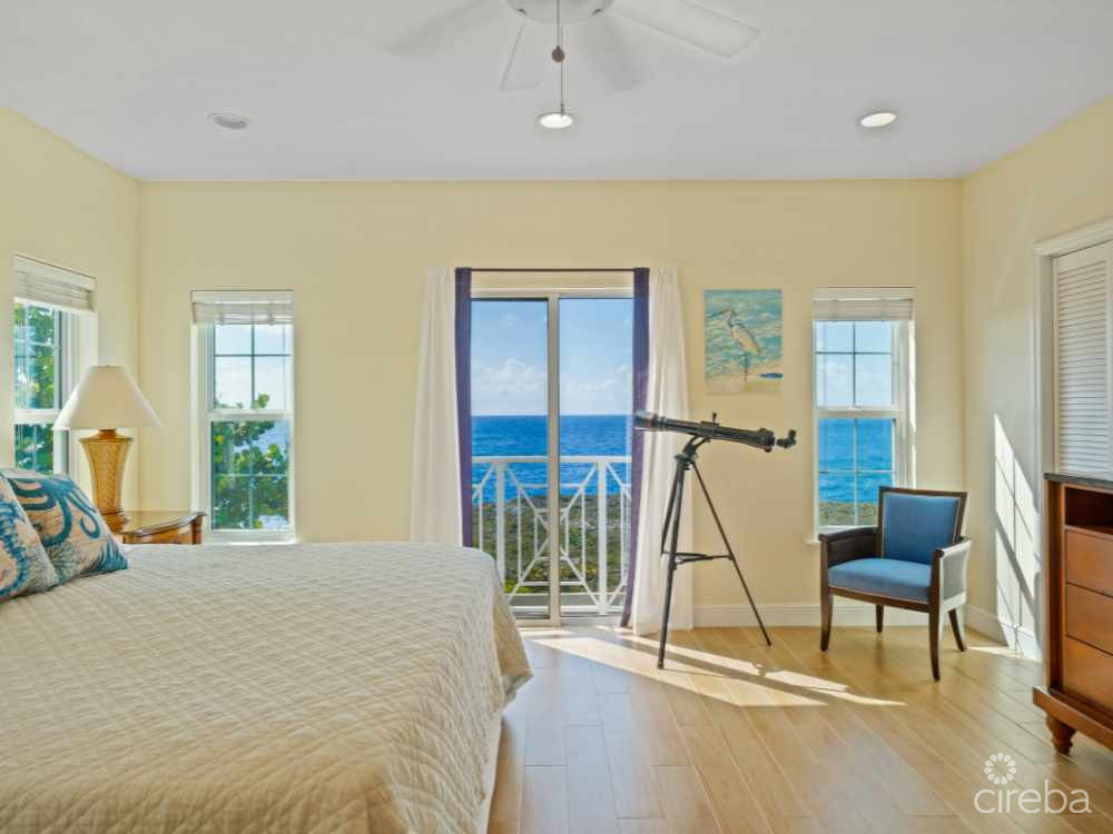 4 BED OCEAN FRONT IN SAVANNAH