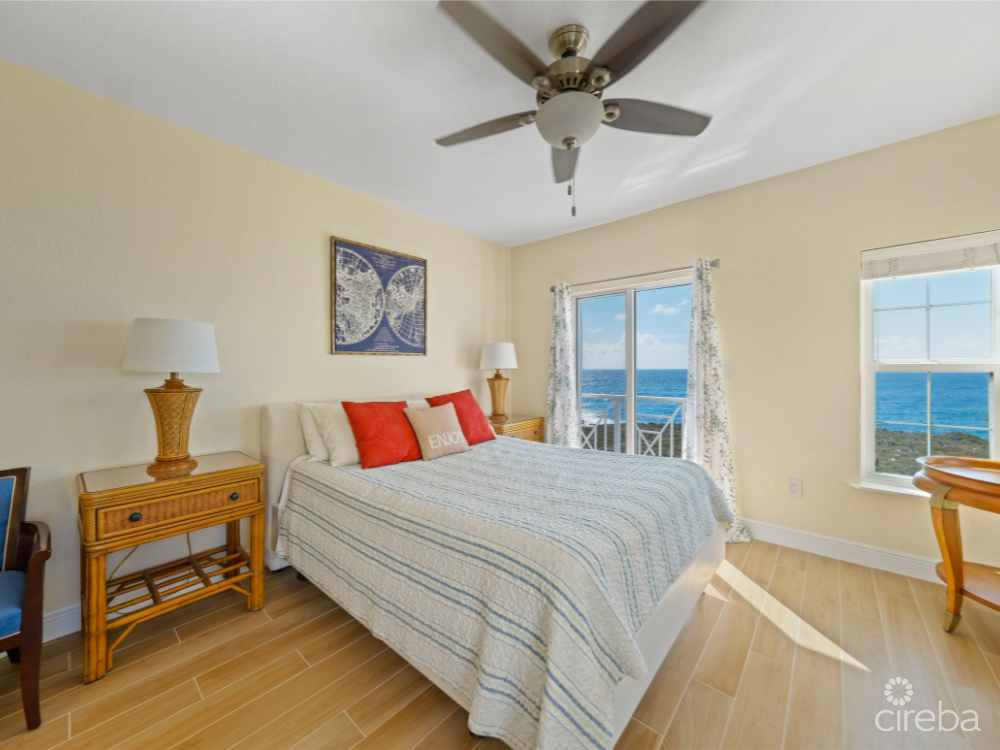 4 BED OCEAN FRONT IN SAVANNAH