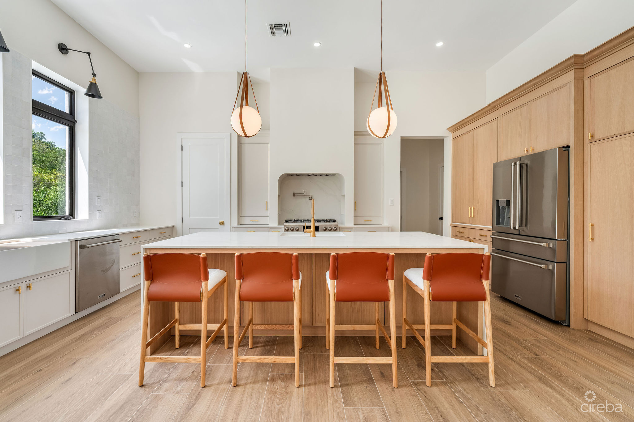 BEL AIR DR, SOUTH SOUND – CUSTOM NEW BUILD