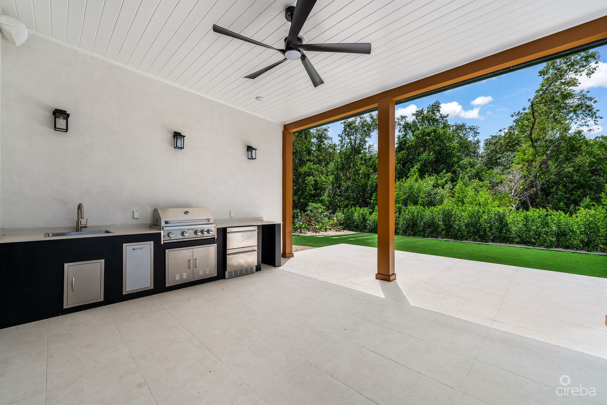 BEL AIR DR, SOUTH SOUND – CUSTOM NEW BUILD