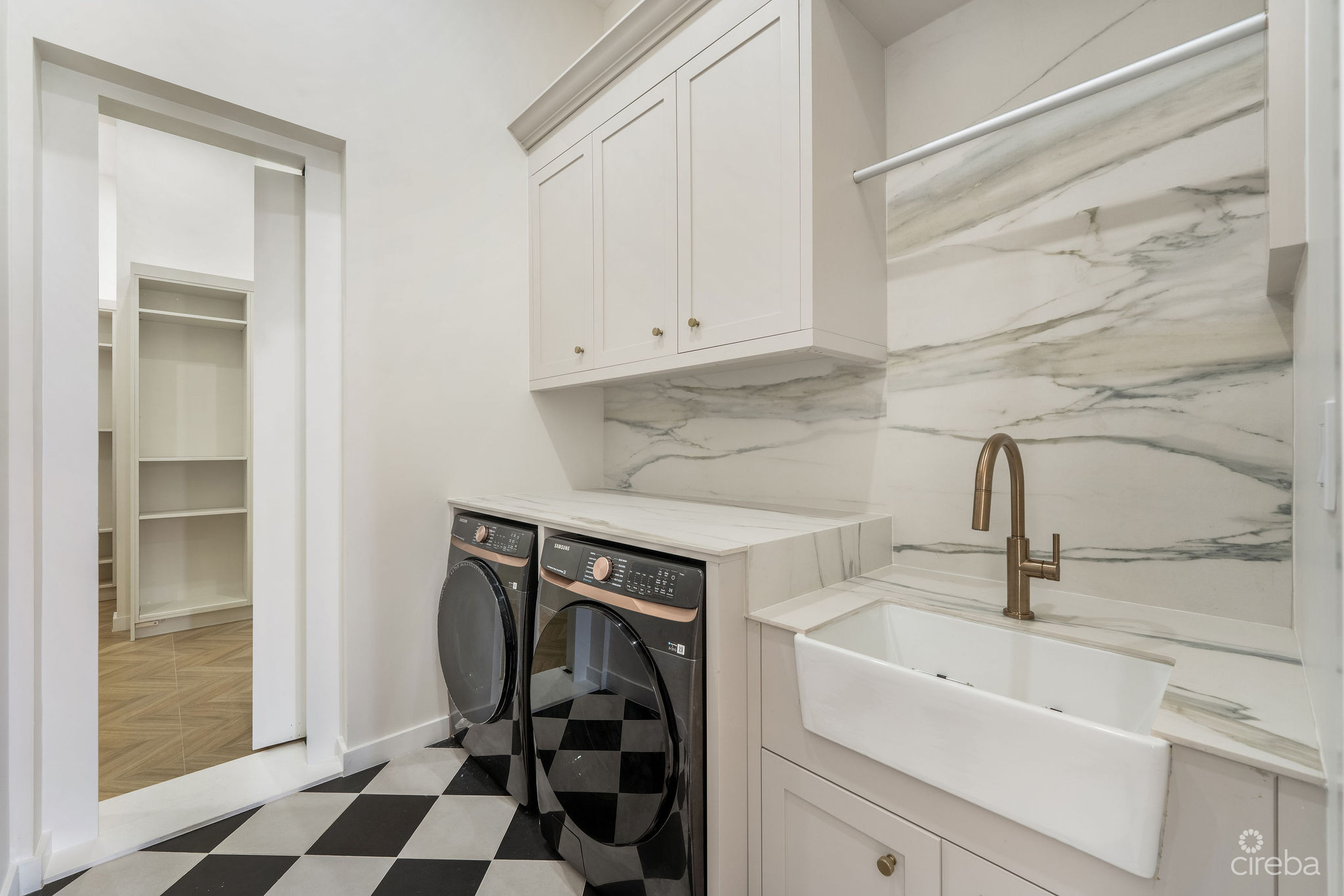 BEL AIR DR, SOUTH SOUND – CUSTOM NEW BUILD