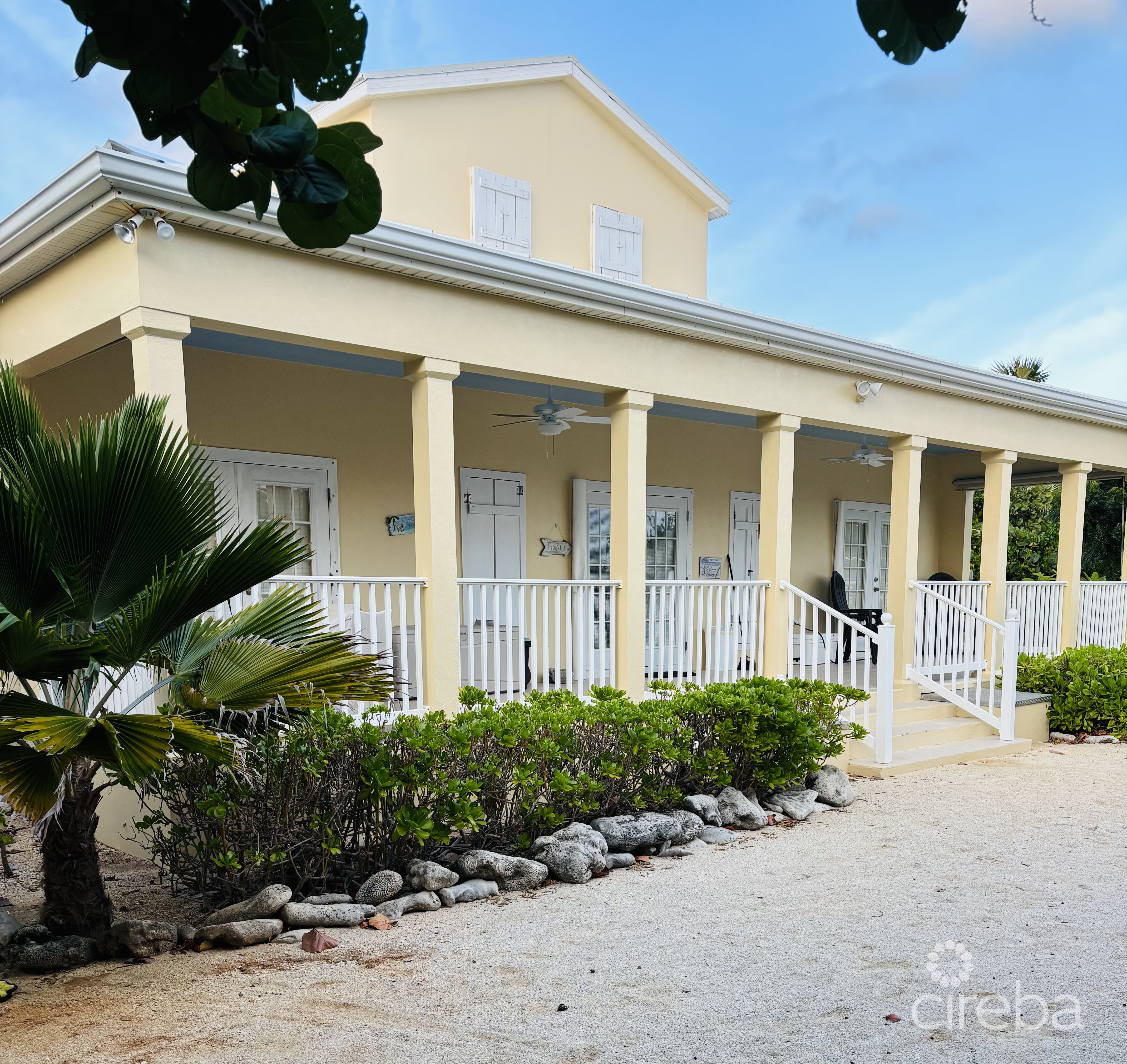 SOUTHSIDE HOME AND BLUFFSIDE COTTAGE