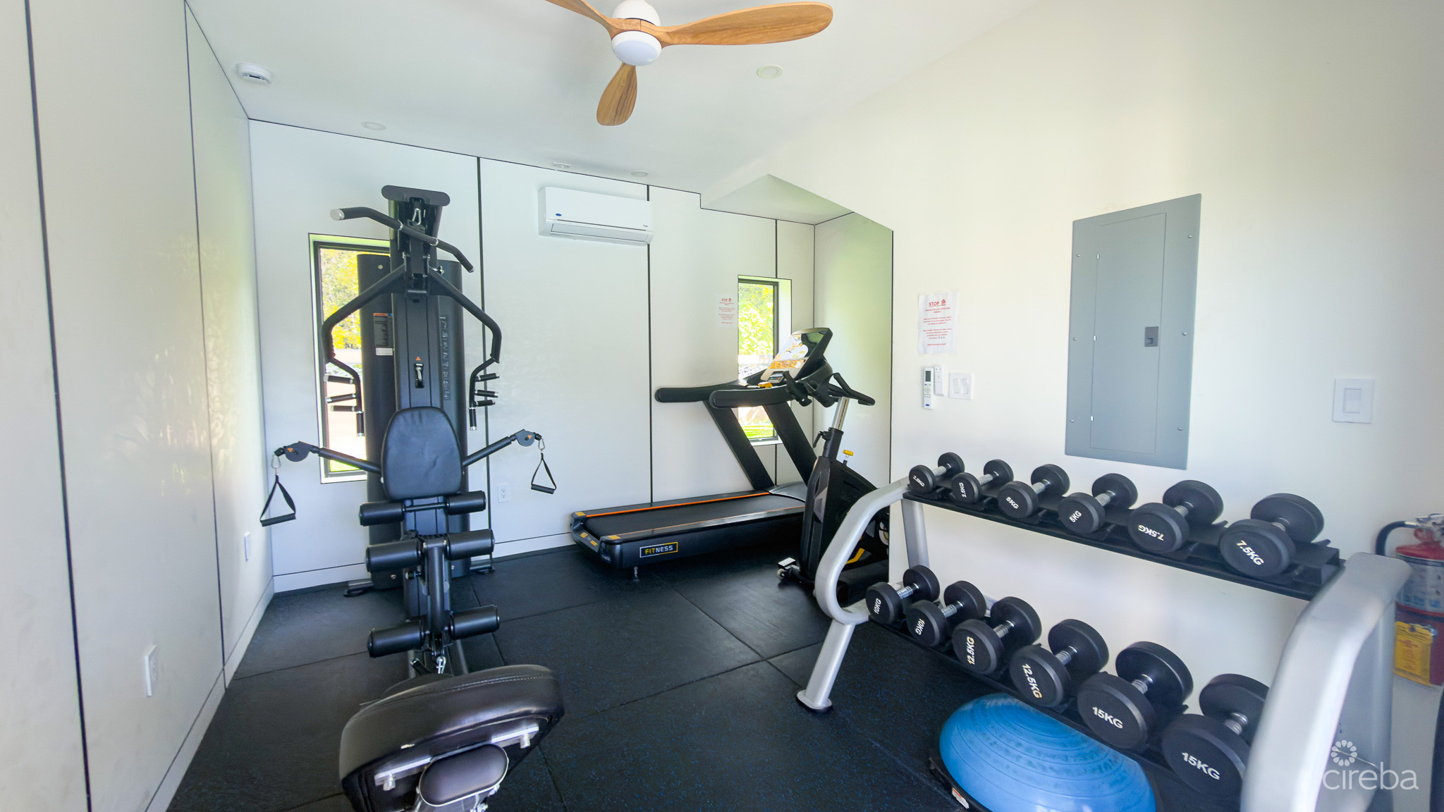 ARZA 3 BED CORNER CONDO