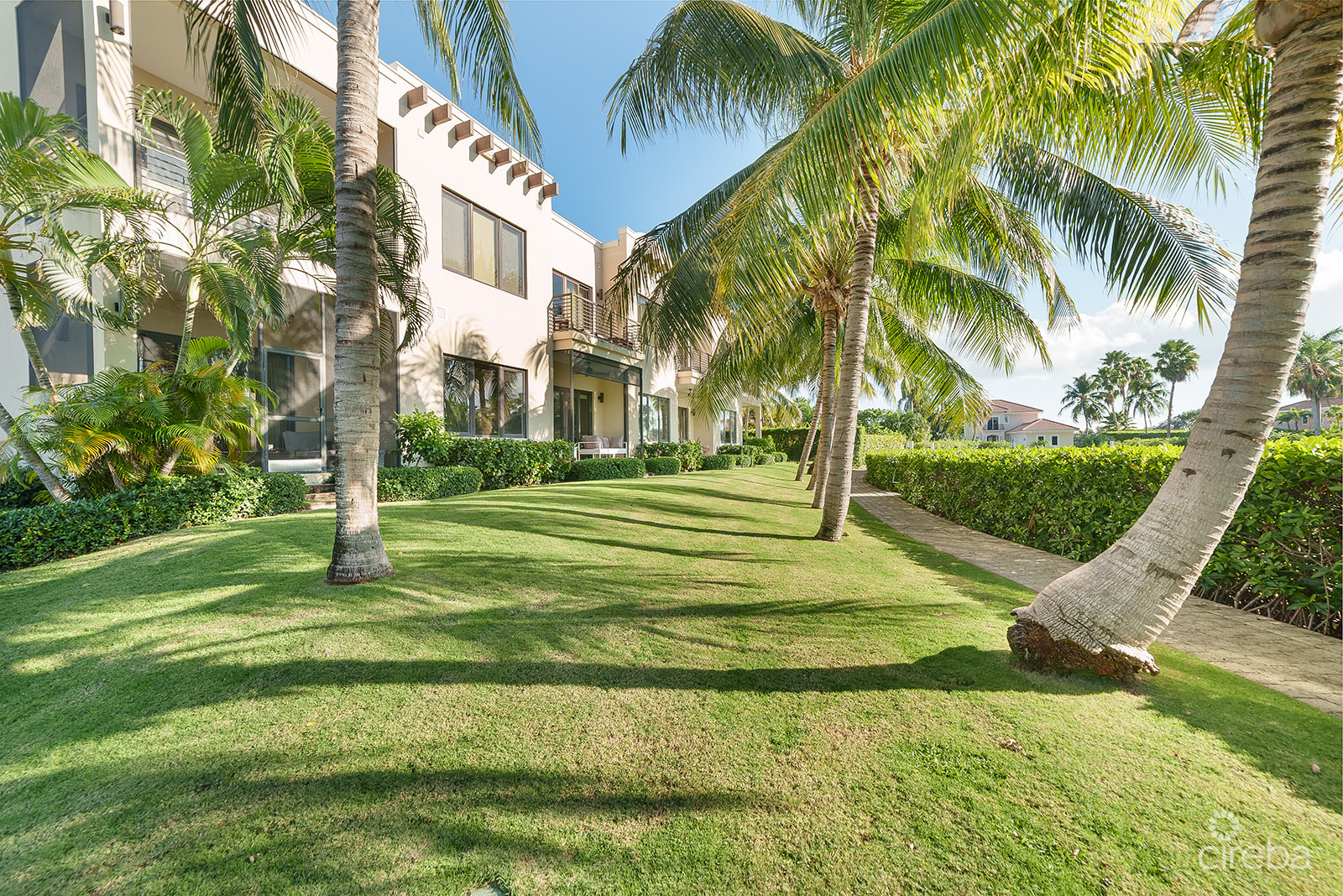 #201 CYPRESS POINTE NORTH – CANAL FRONT CONDO