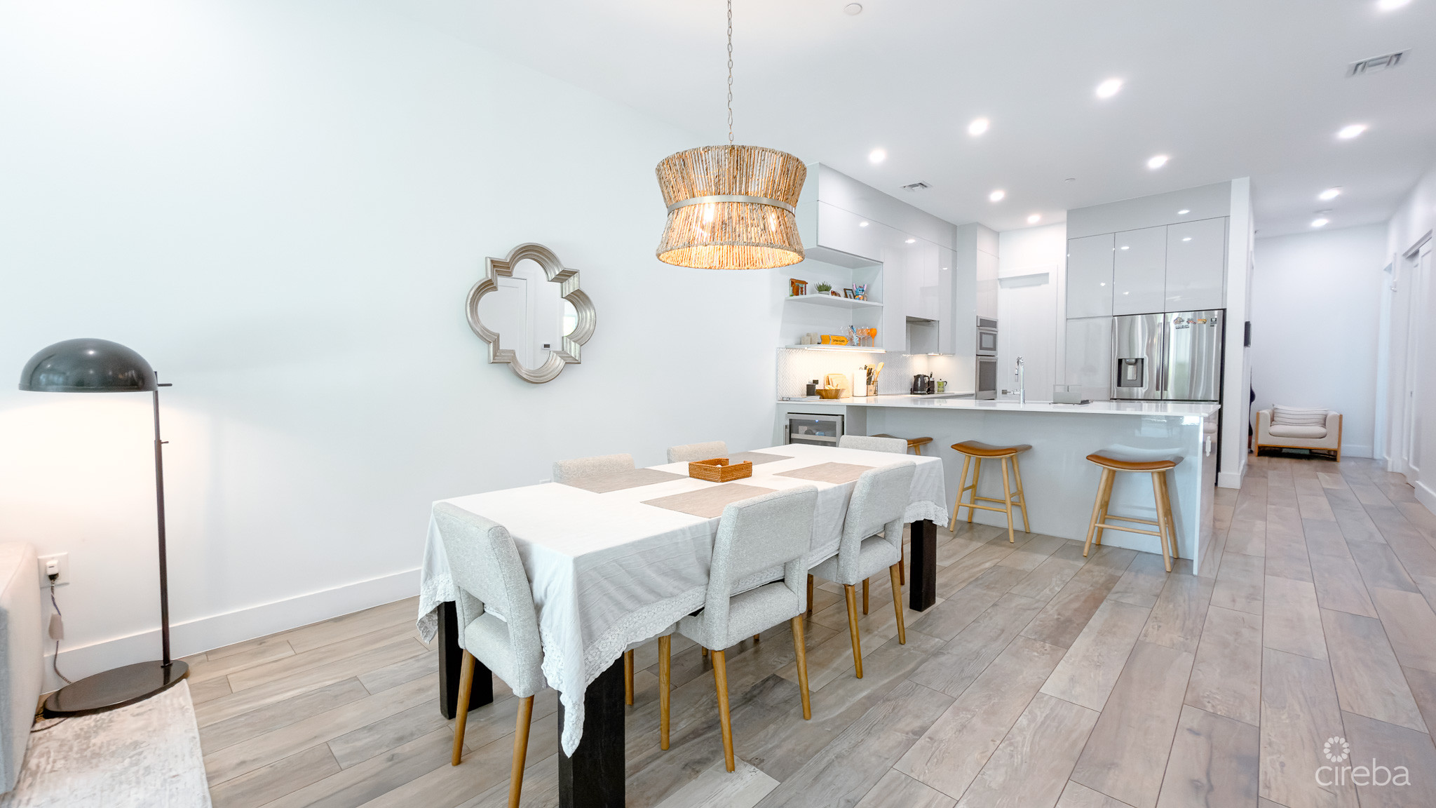 AURA 3 BED CORNER CONDO