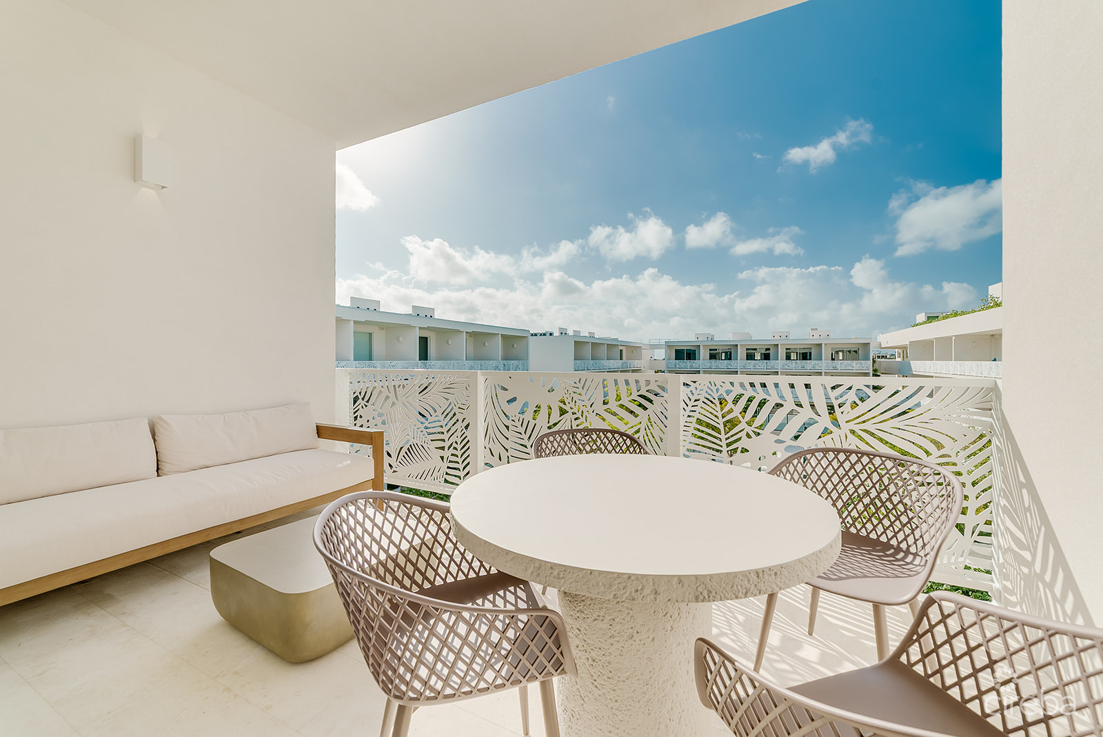 THE GROVE TOO – UNIT 53