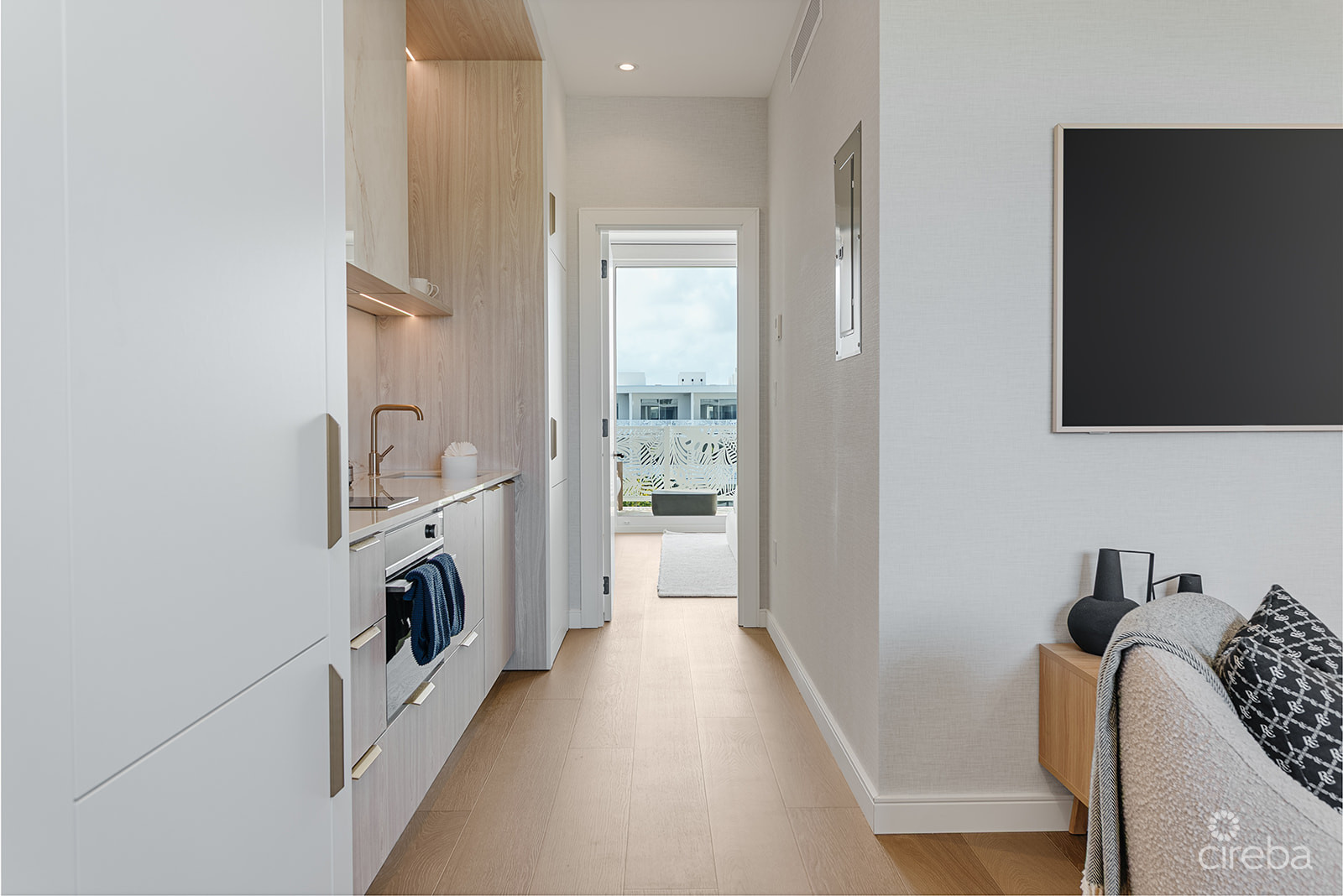 THE GROVE TOO – UNIT 53