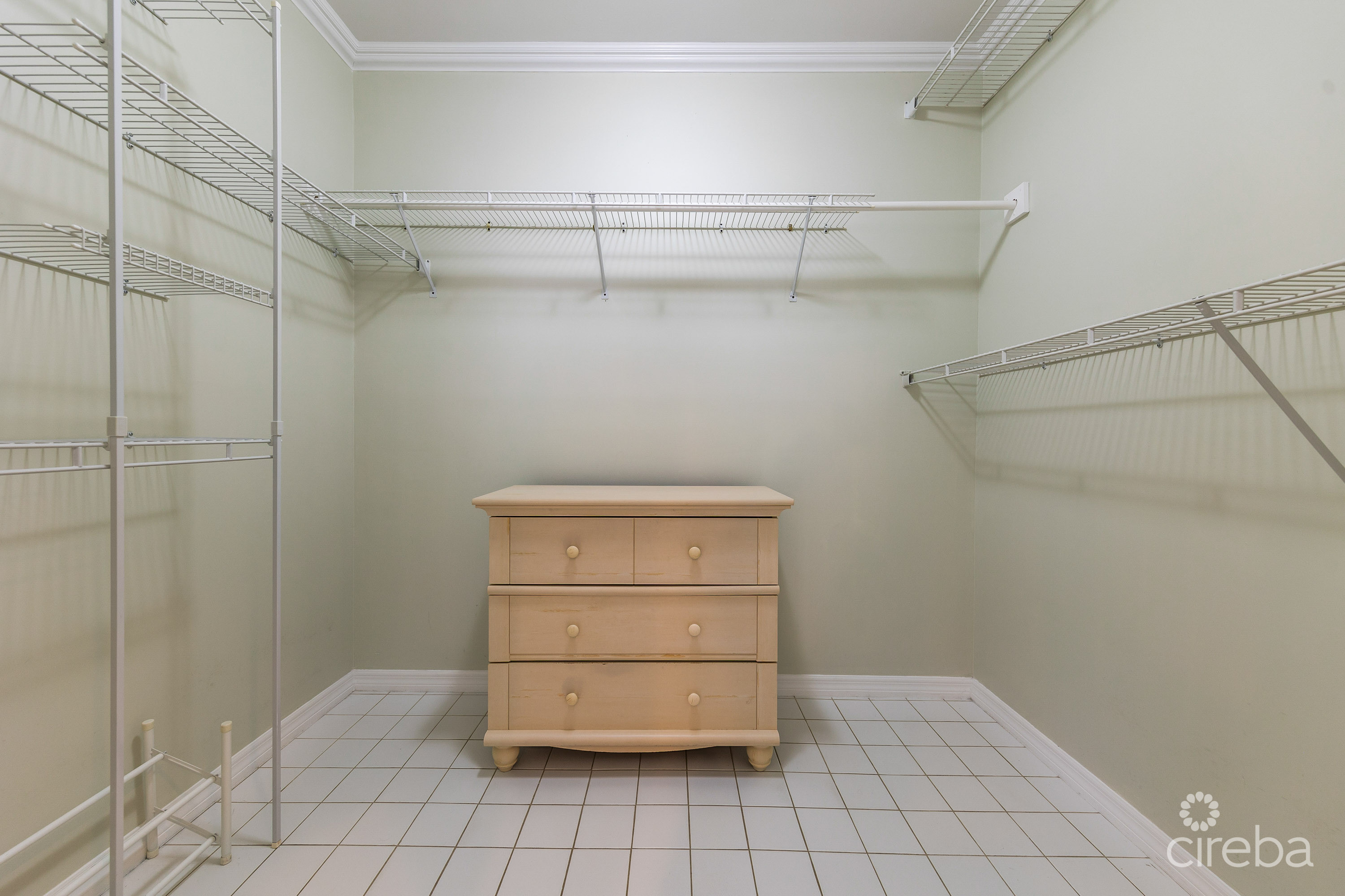 SNUG HARBOUR FAMILY HOME