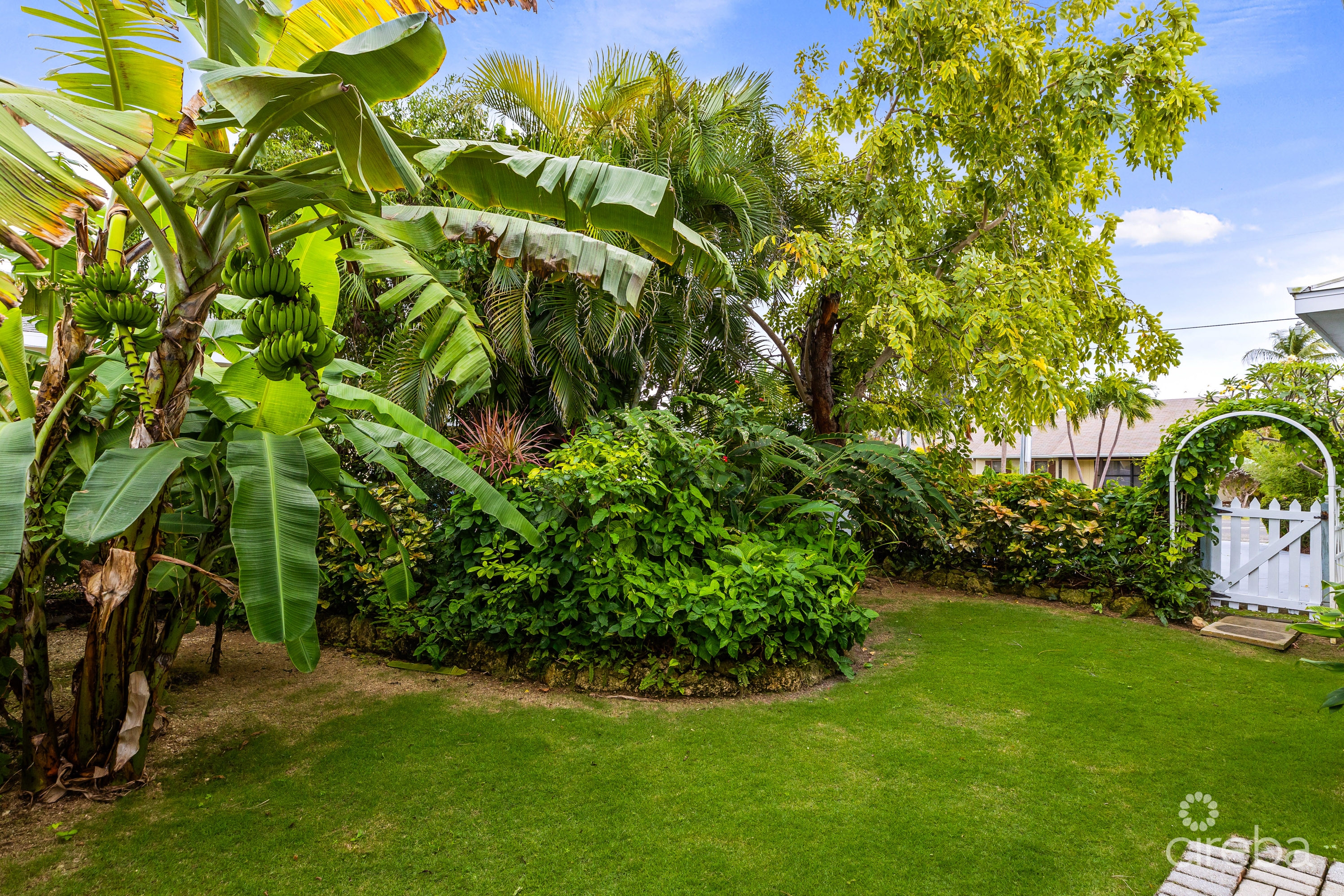 SNUG HARBOUR FAMILY HOME