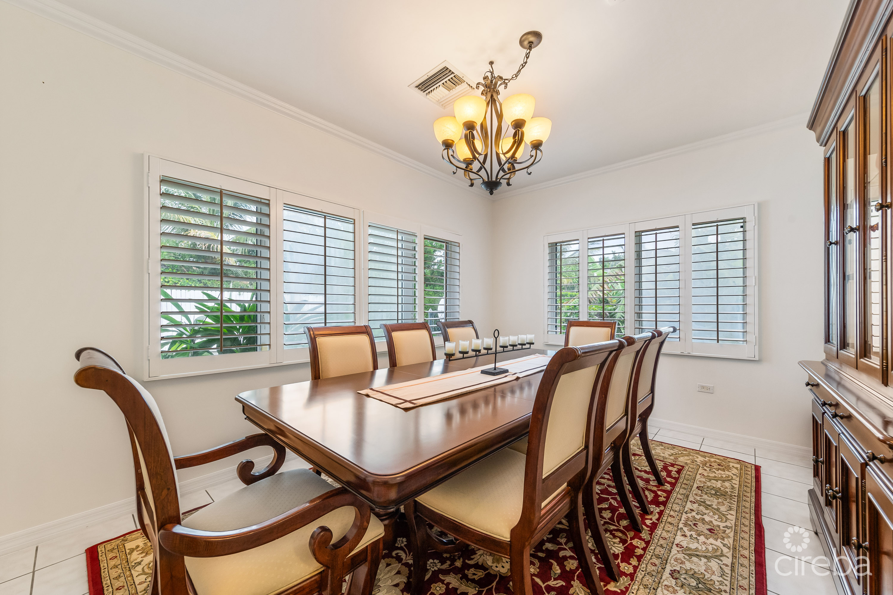 SNUG HARBOUR FAMILY HOME