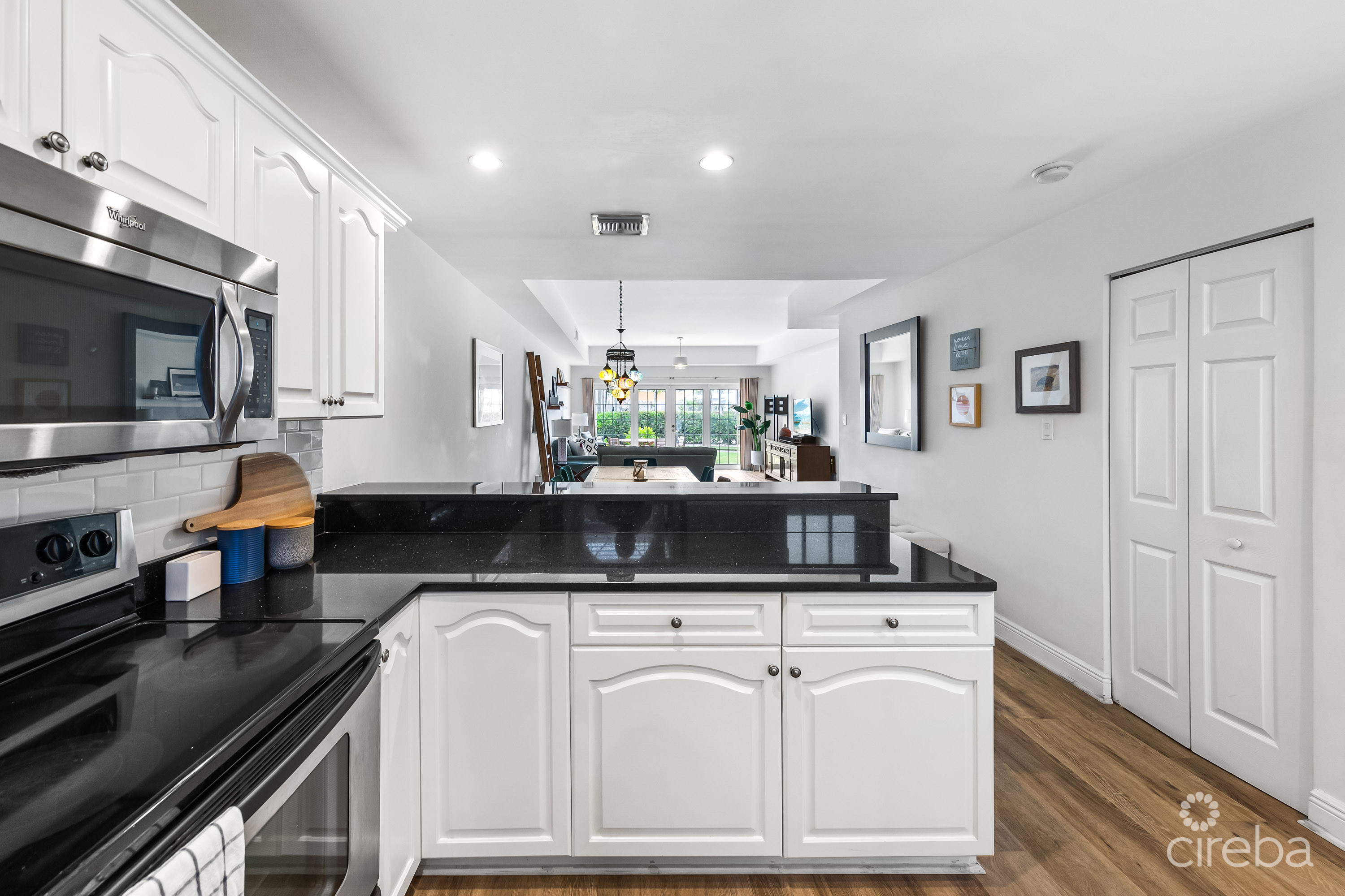 WINDSOR VILLAGE 27, SOUTH SOUND HOME