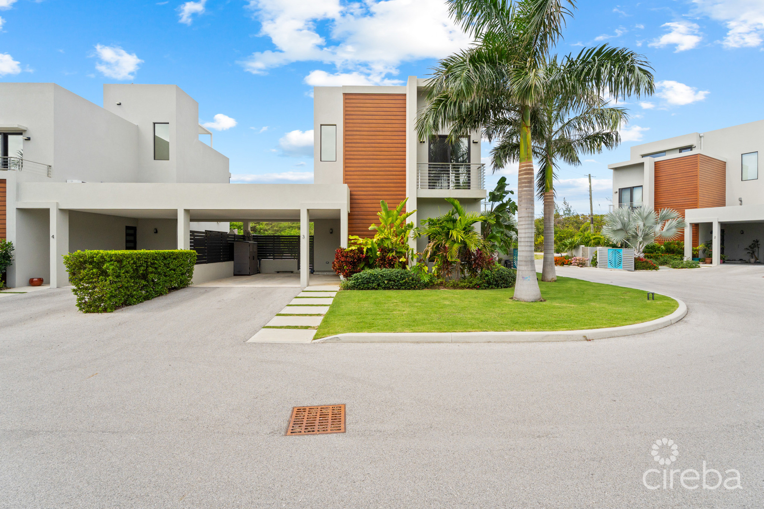 BLUE PALMS 3, WEST BAY END UNIT