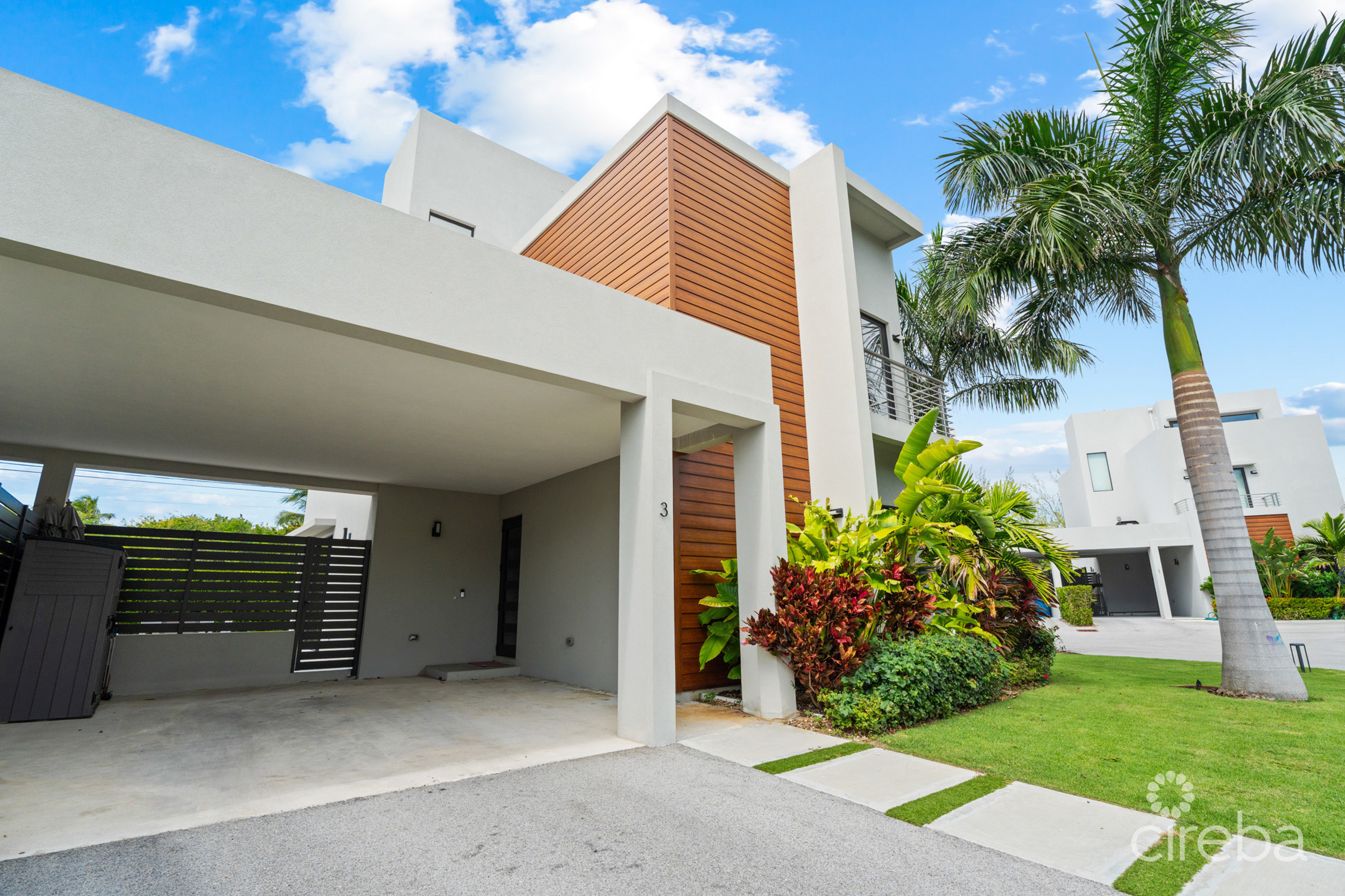 BLUE PALMS 3, WEST BAY END UNIT