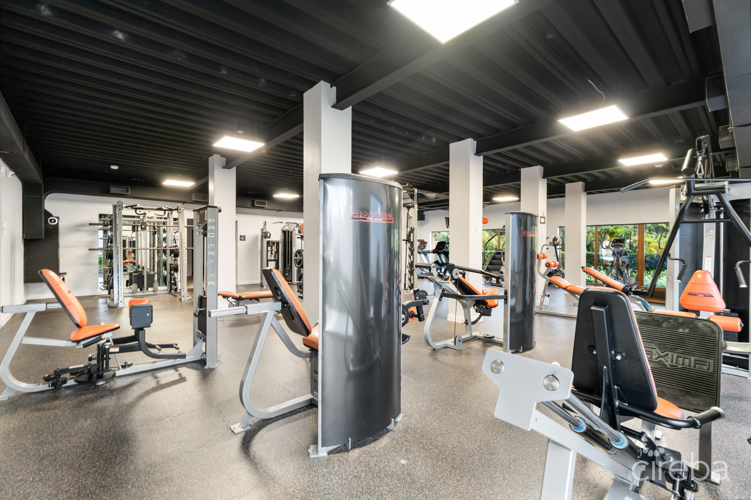 ARVIA  CANAL FRONT 2 BED, 2 BATH  PLUS DEN