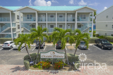 OCEAN POINTE VILLAS #10, OCEANFRONT WEST BAY
