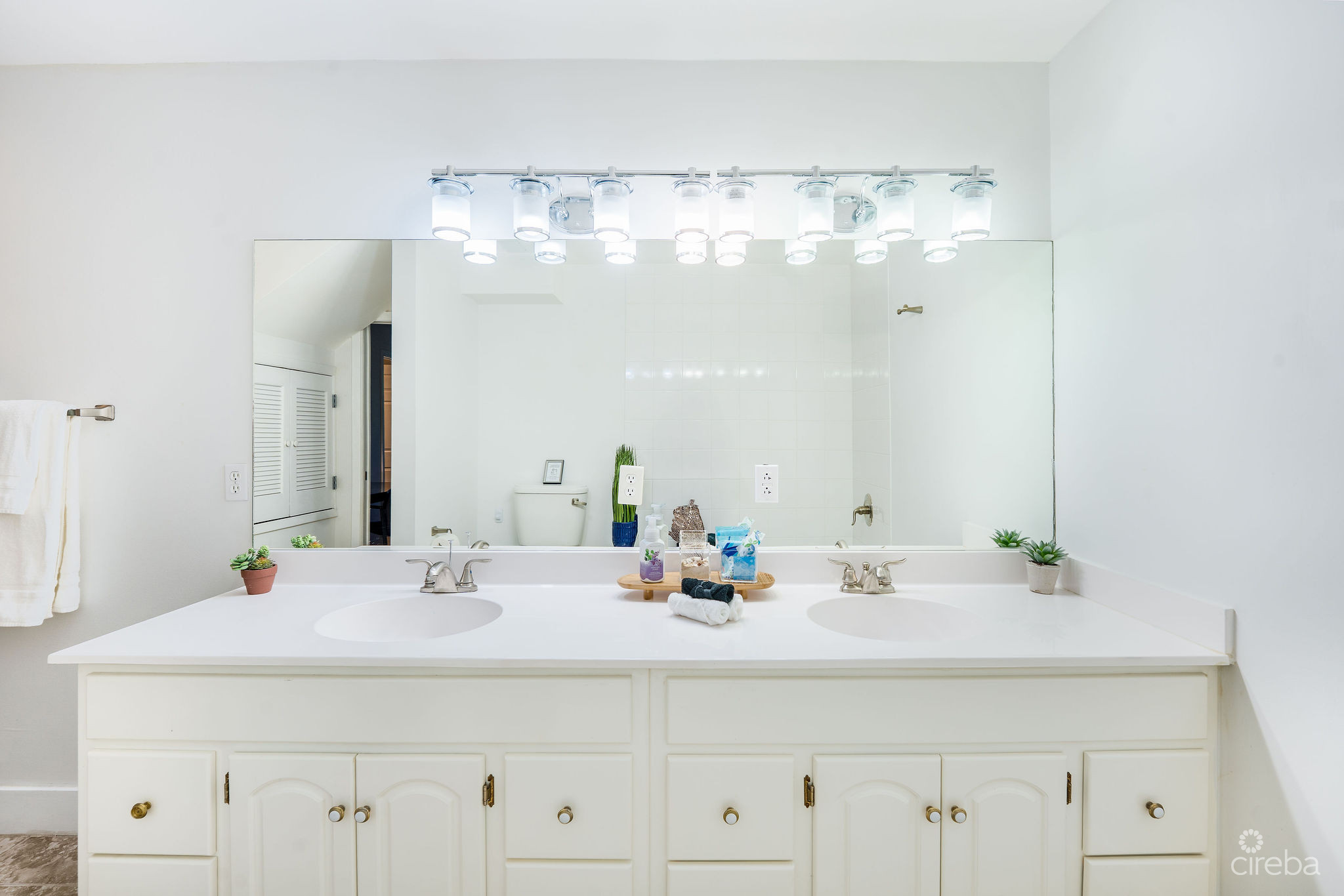 3BED SMB–PARK PLACE