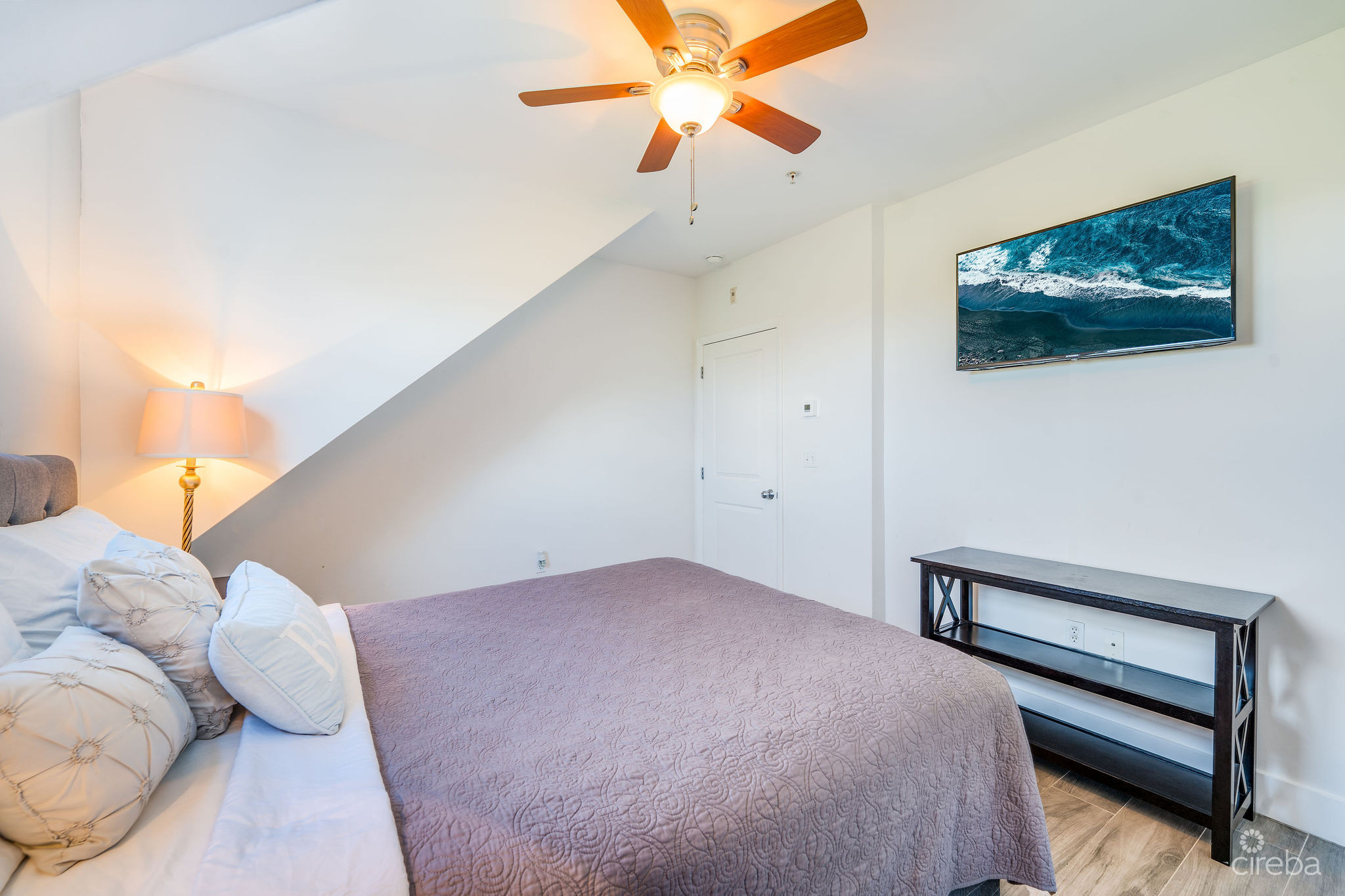 3BED SMB–PARK PLACE