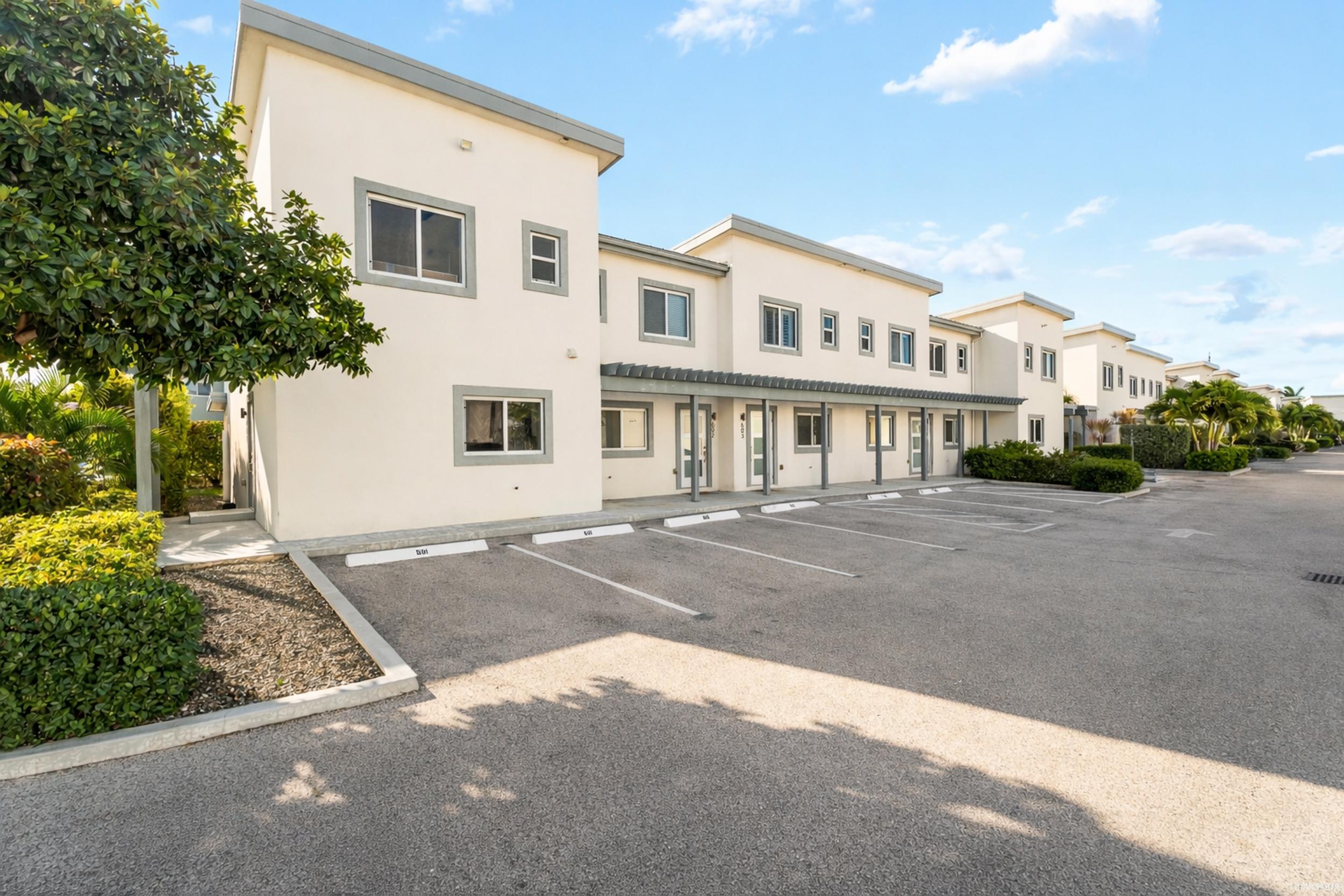 DOWNTOWN REACH 602 3