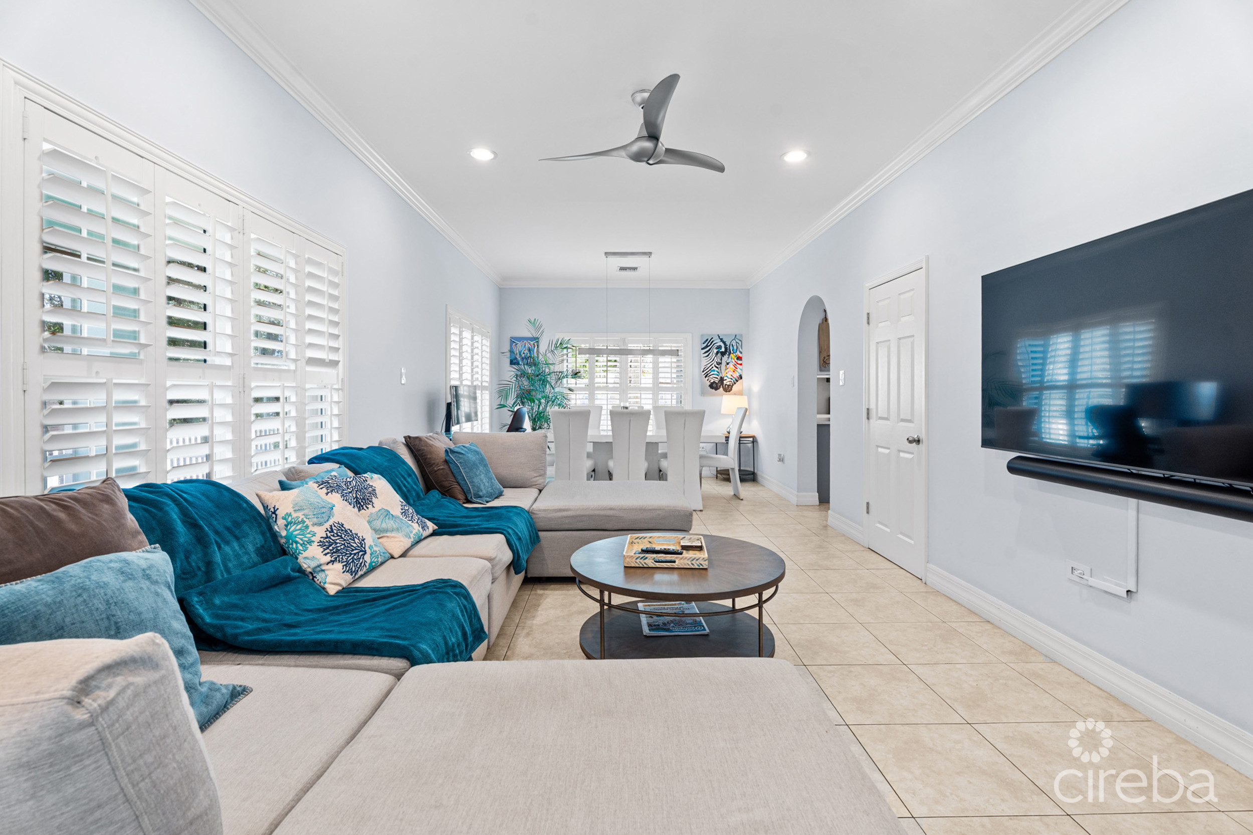 HIGHLANDS – ONE SIDE OF A DUPLEX