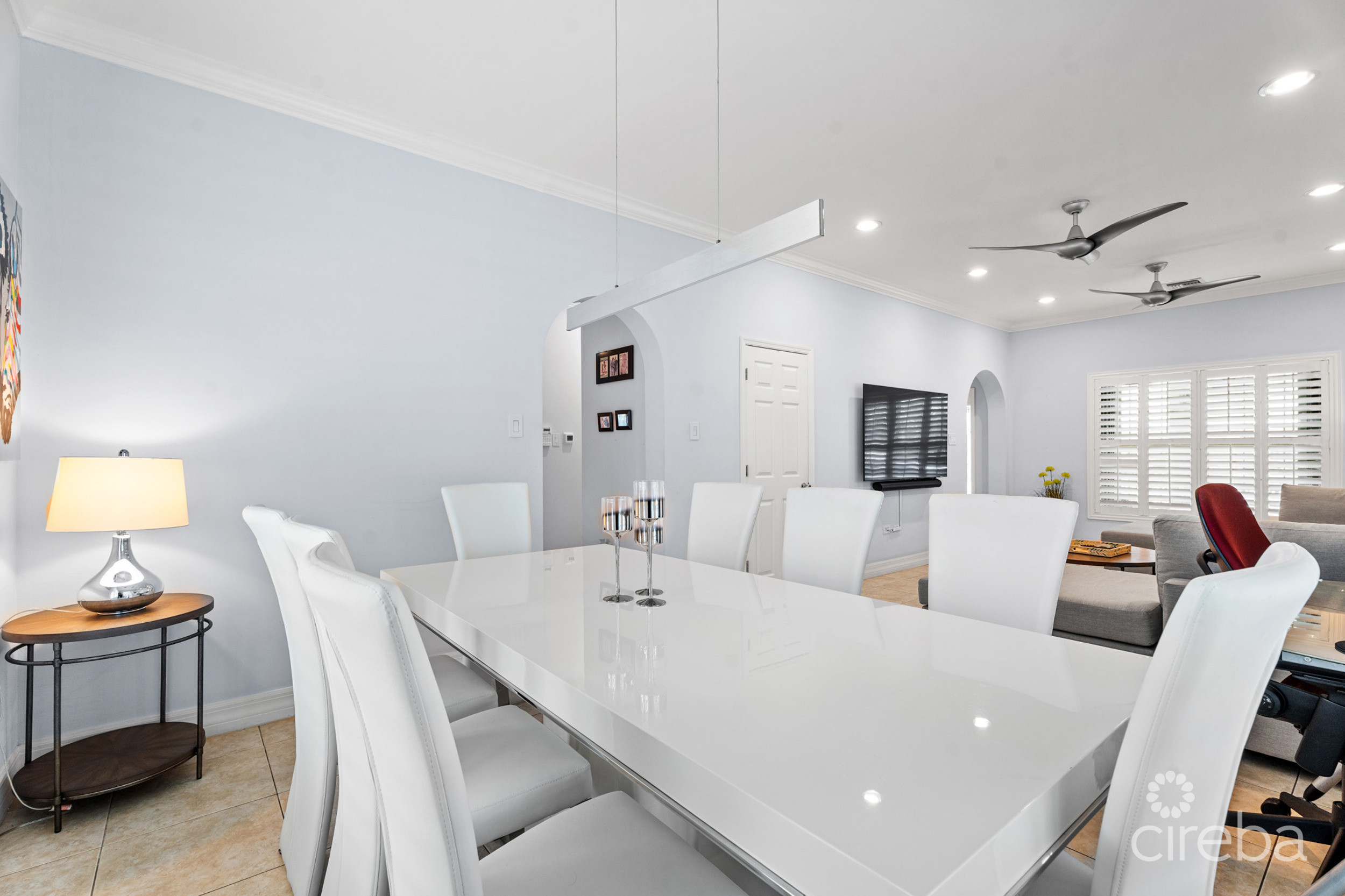 HIGHLANDS – ONE SIDE OF A DUPLEX