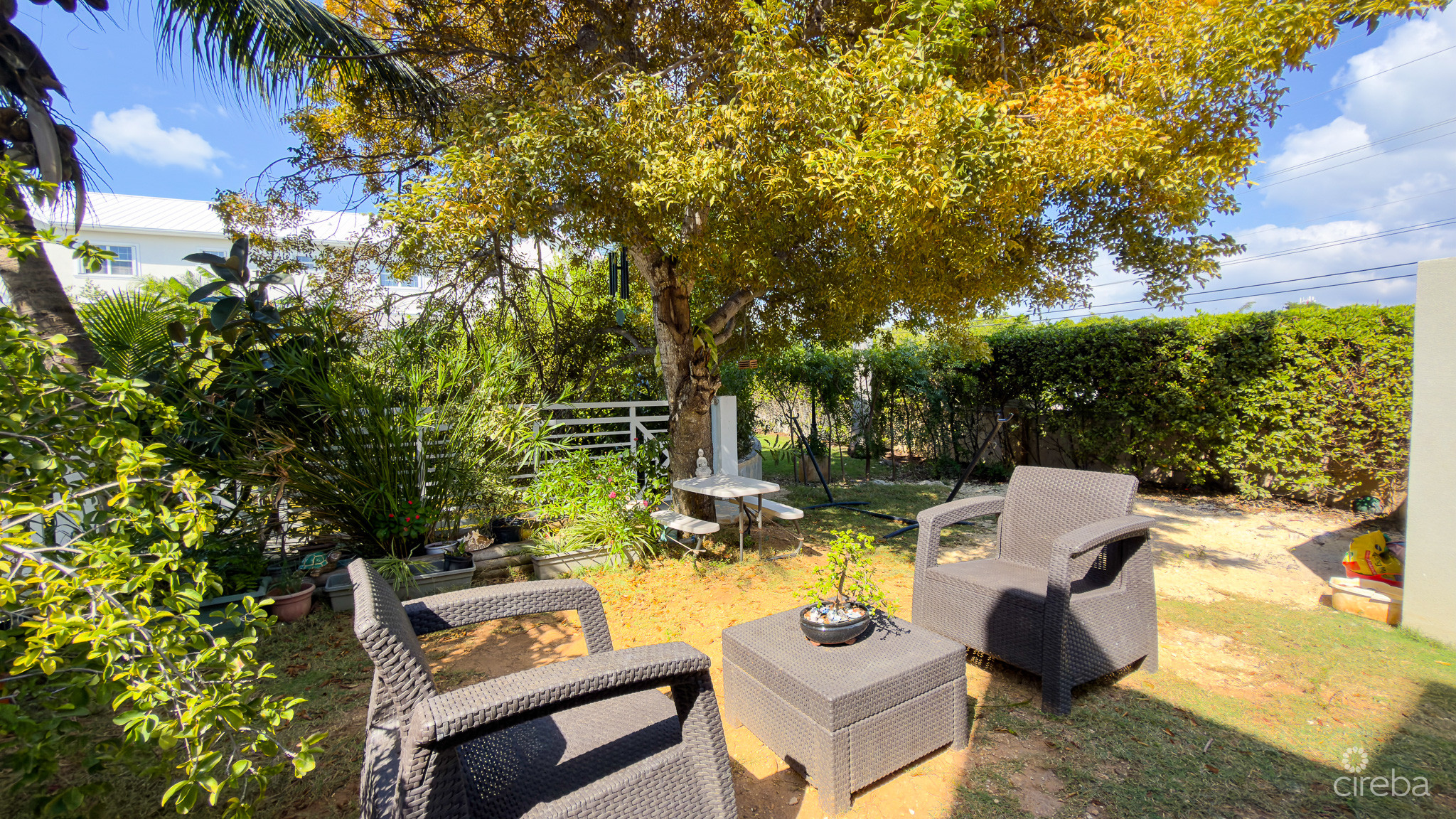 OCEAN REACH 2 BED TOWNHOUSE