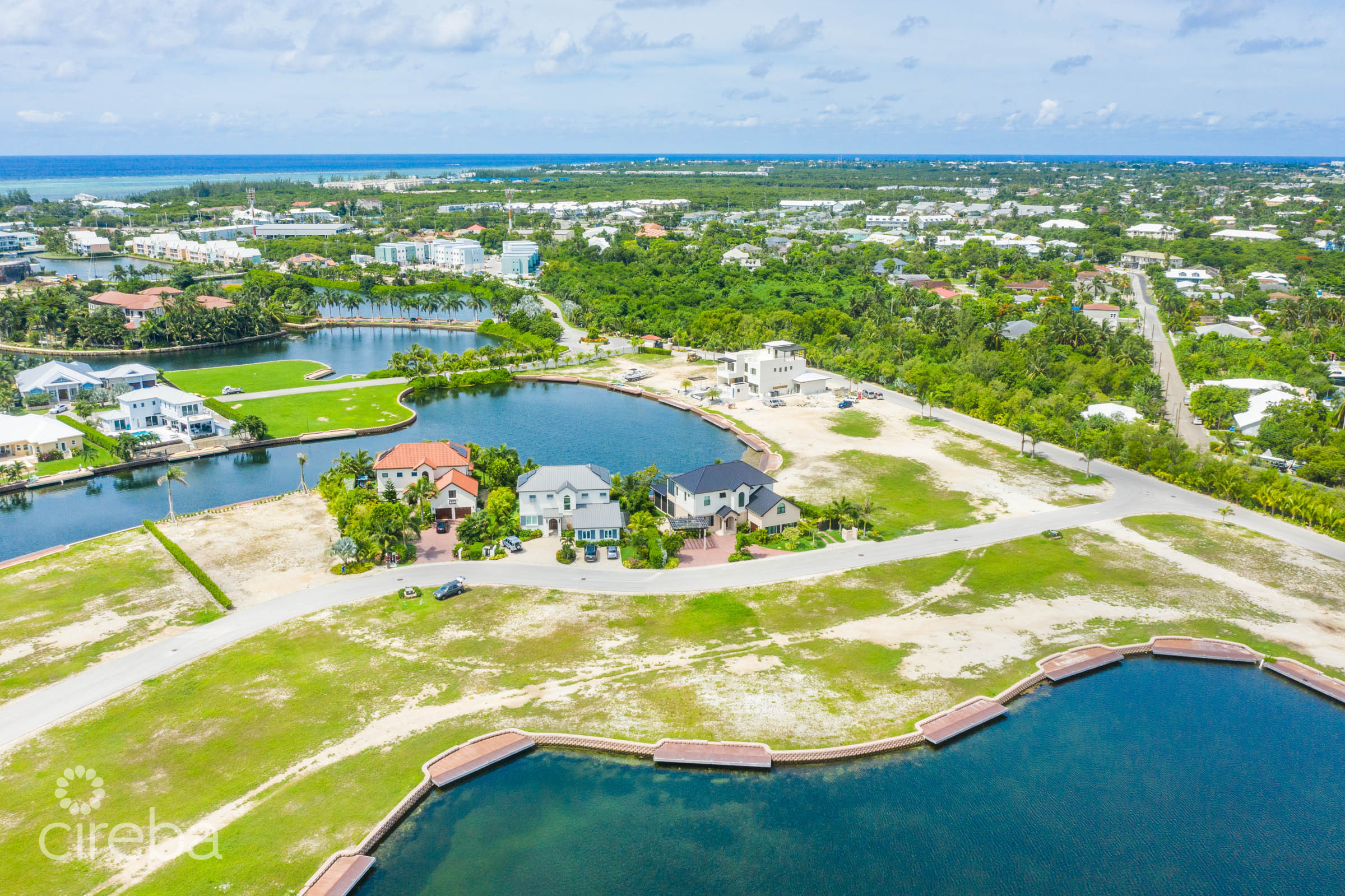 HARBOUR REACH 0.36, CANAL FRONT LOT