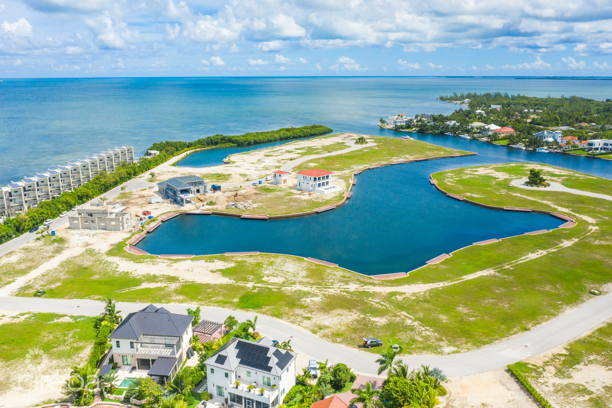 HARBOUR REACH 0.36, CANAL FRONT LOT