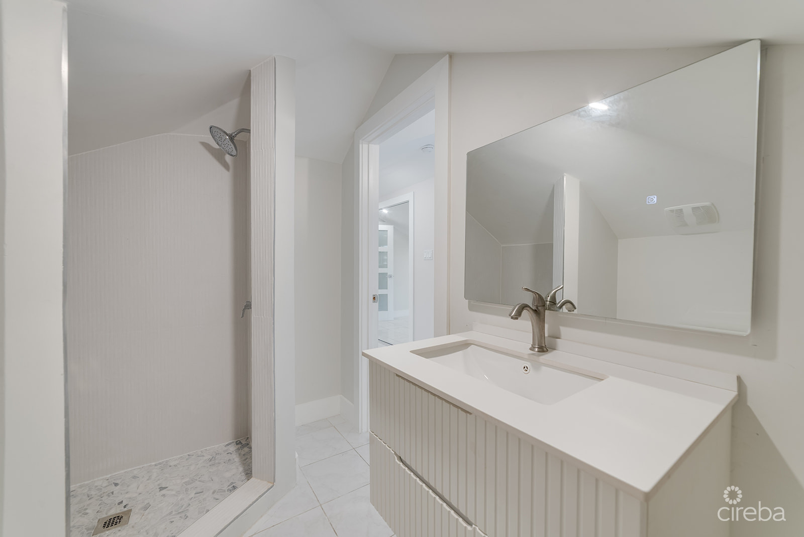 ELEVATED, 6-BEDROOM  SINGLE FAMILY HOME ON A MASSIVE PARCEL