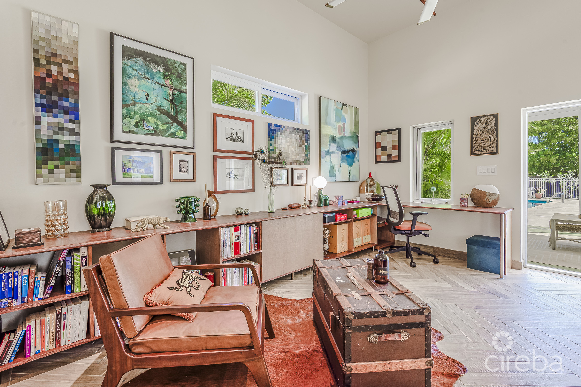 REMASTERED MID-CENTURY MODERN HOME