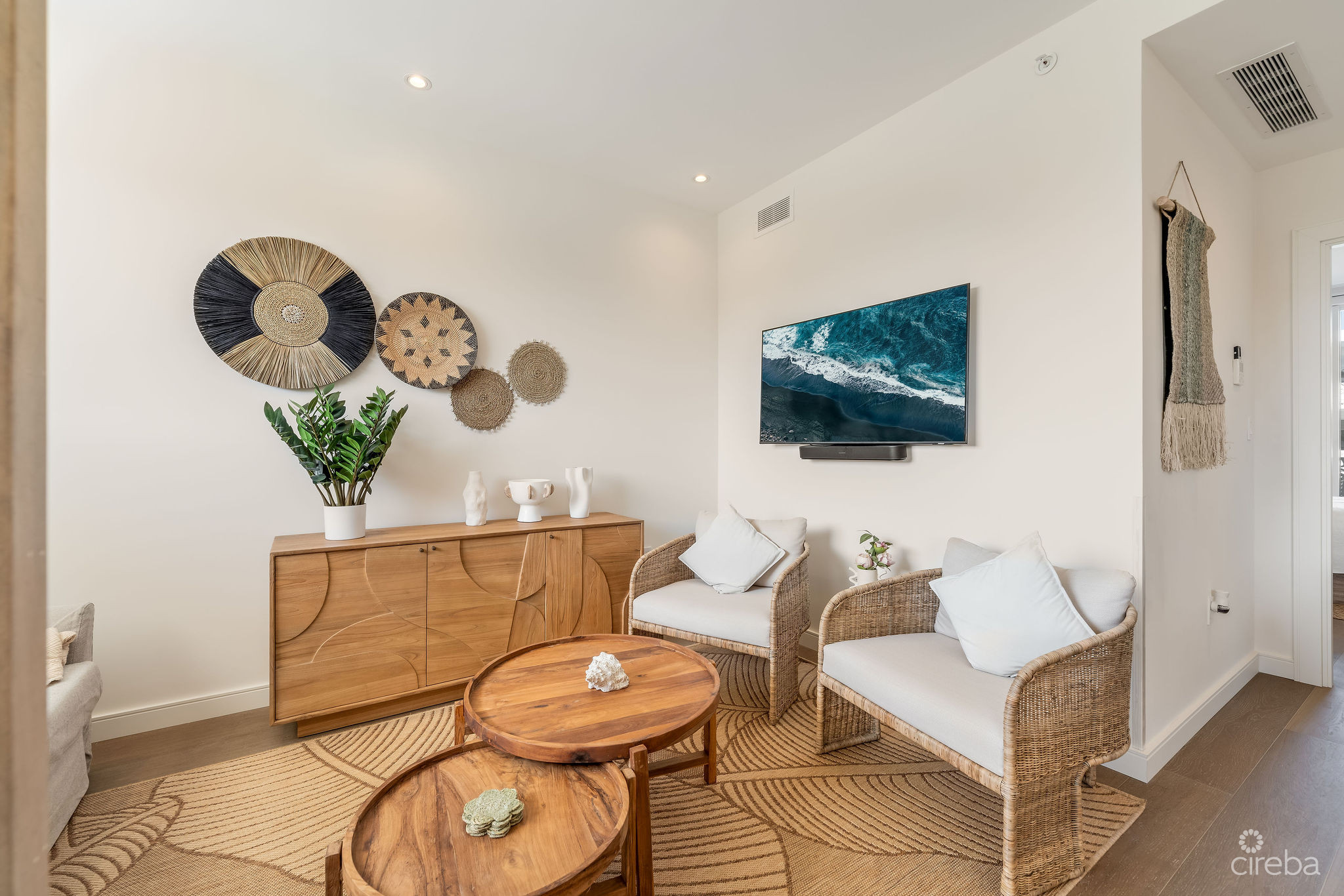 SOLACE AT THE GROVE TOO | SEVEN MILE CORRIDOR