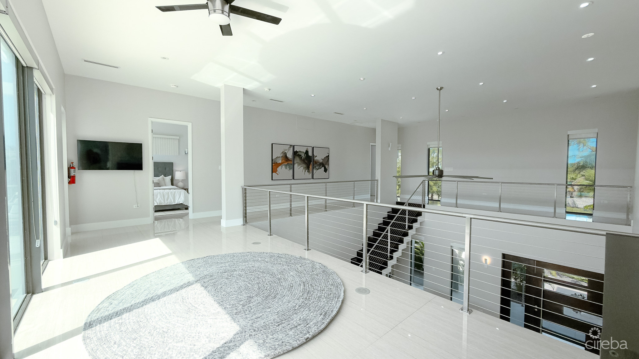 CRYSTAL HARBOUR CANAL FRONT HOME