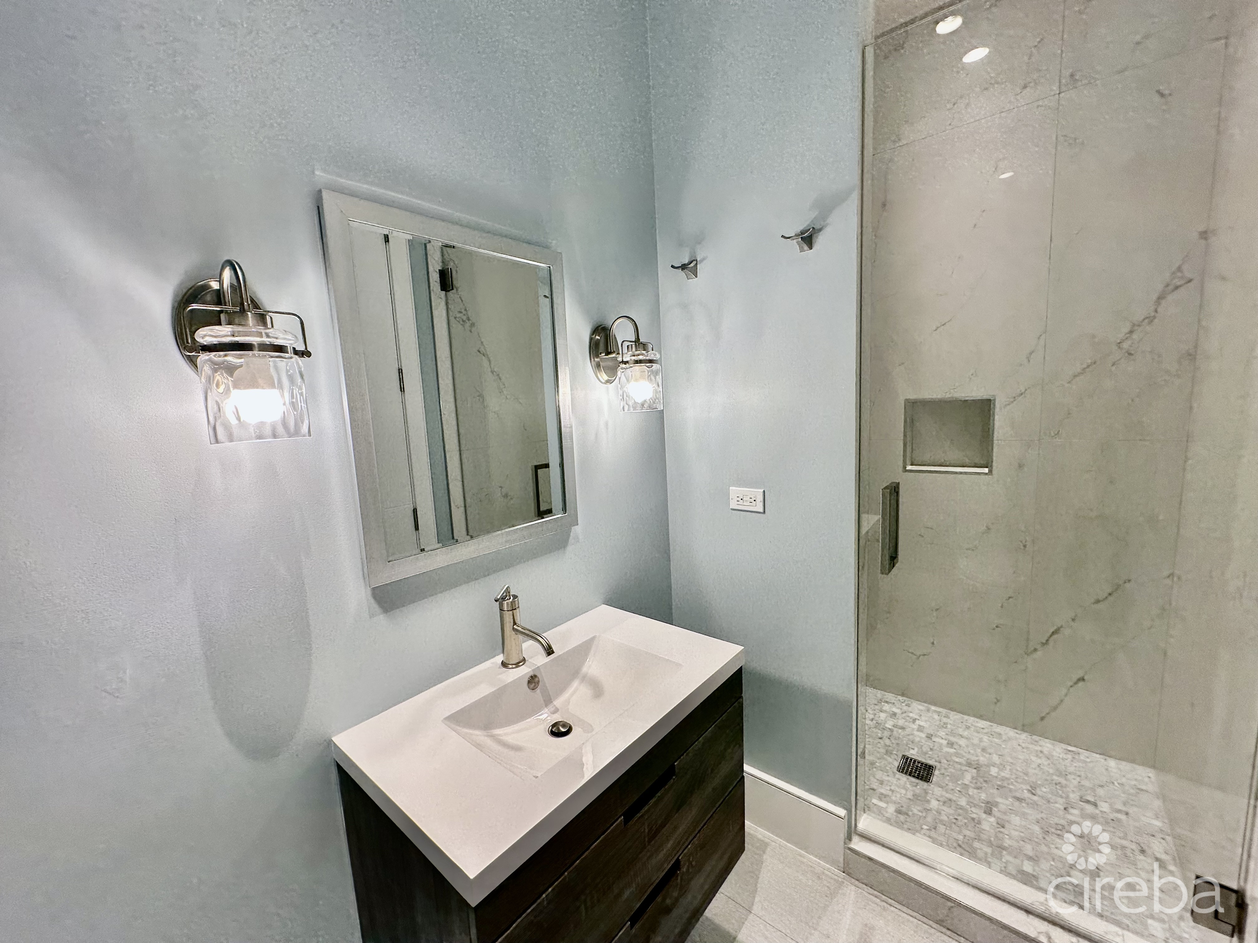 SOUTH BAY RESIDENCE IN SOUTH SOUND